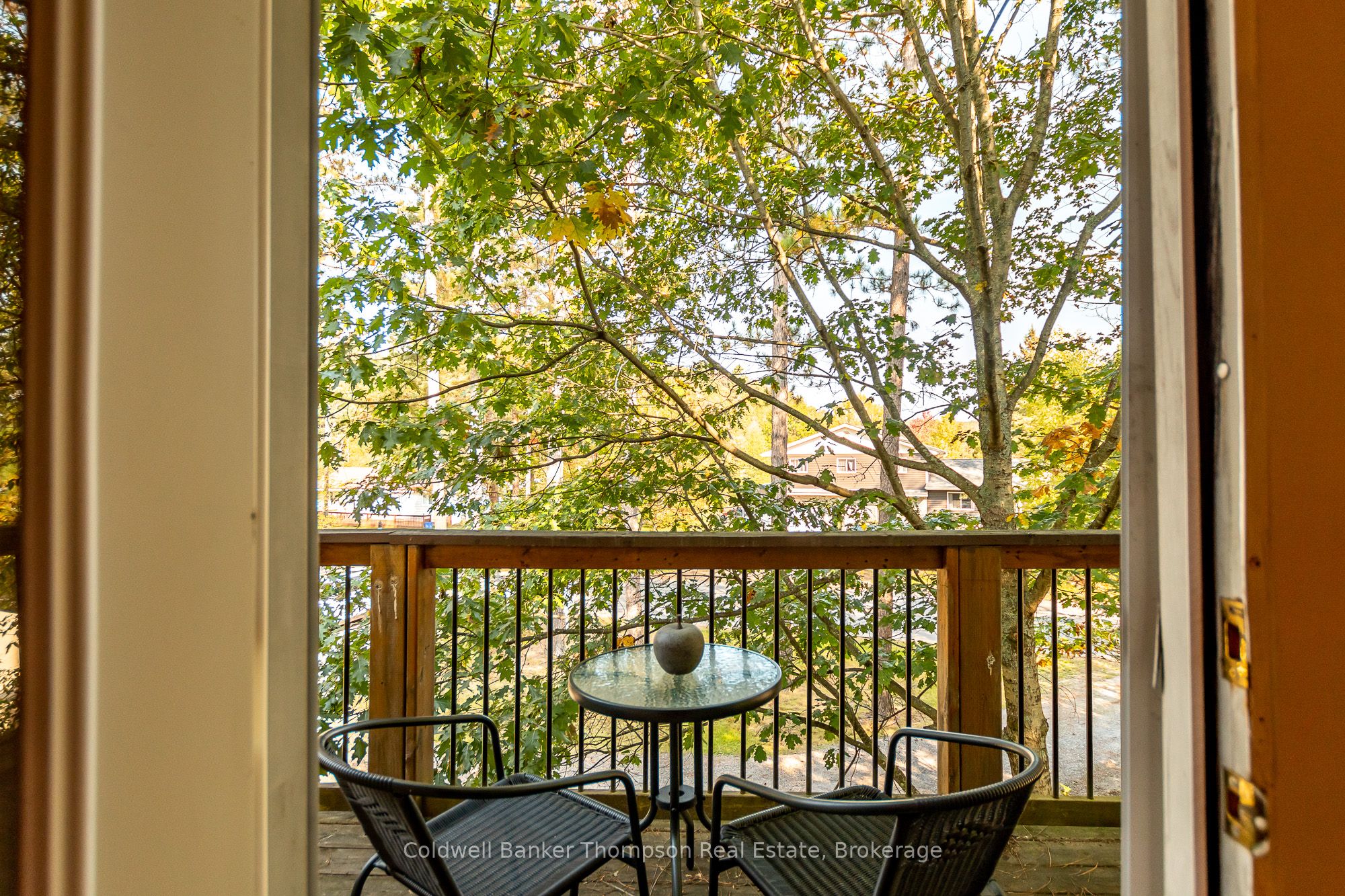 4237 Ravenscliffe Road Property Photo 26