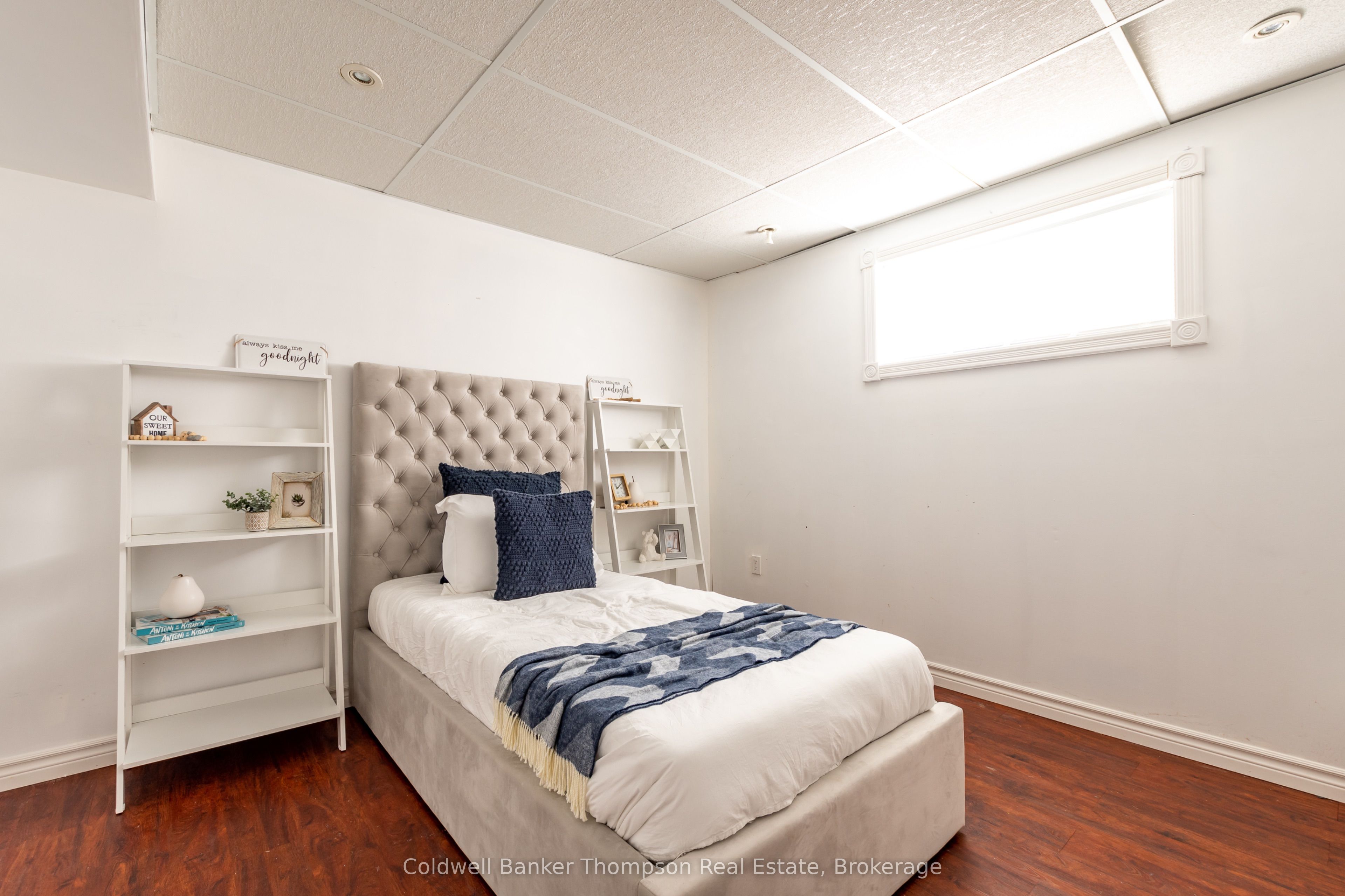 4237 Ravenscliffe Road Property Photo 34