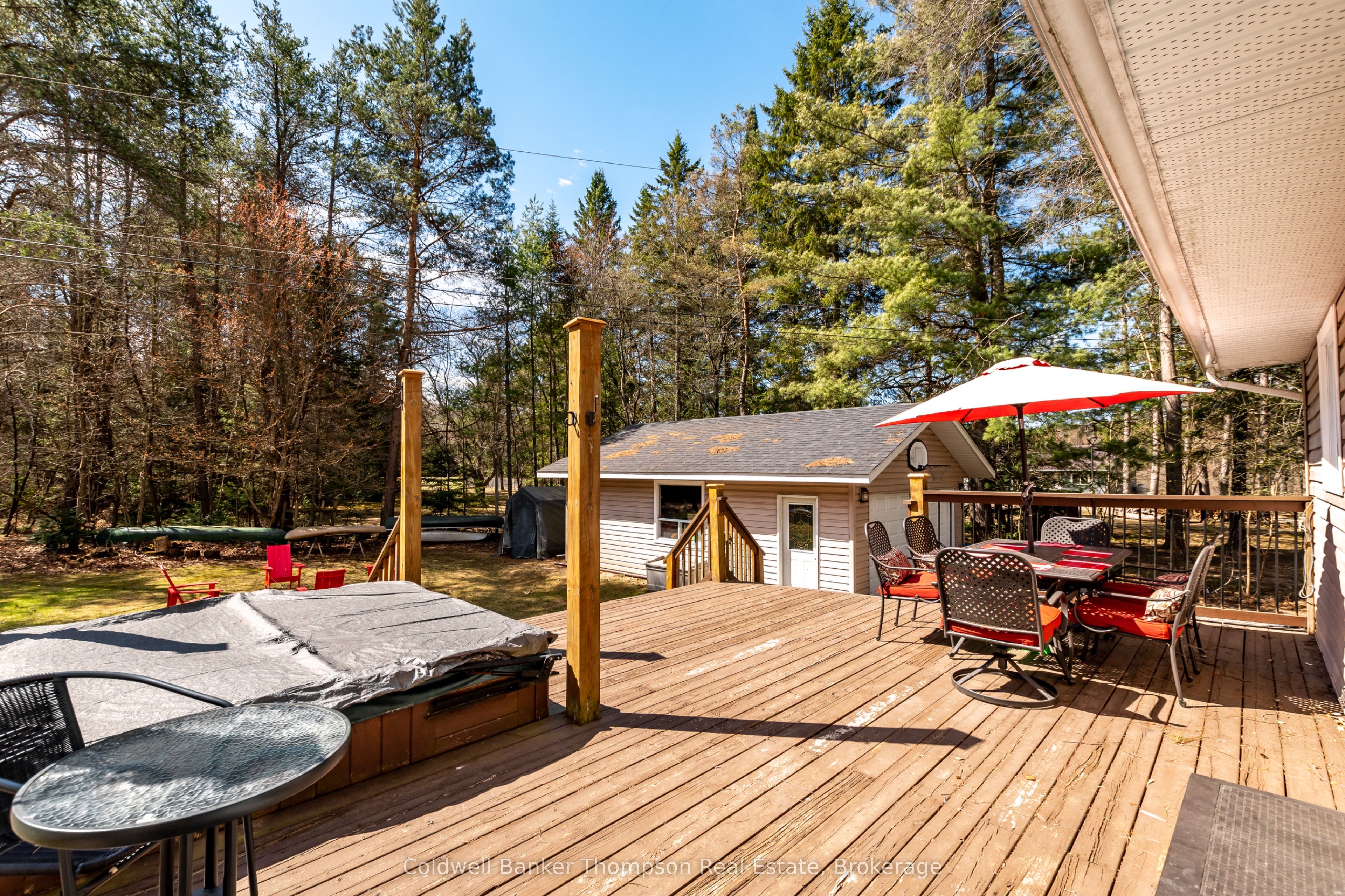 4237 Ravenscliffe Road Property Photo 45