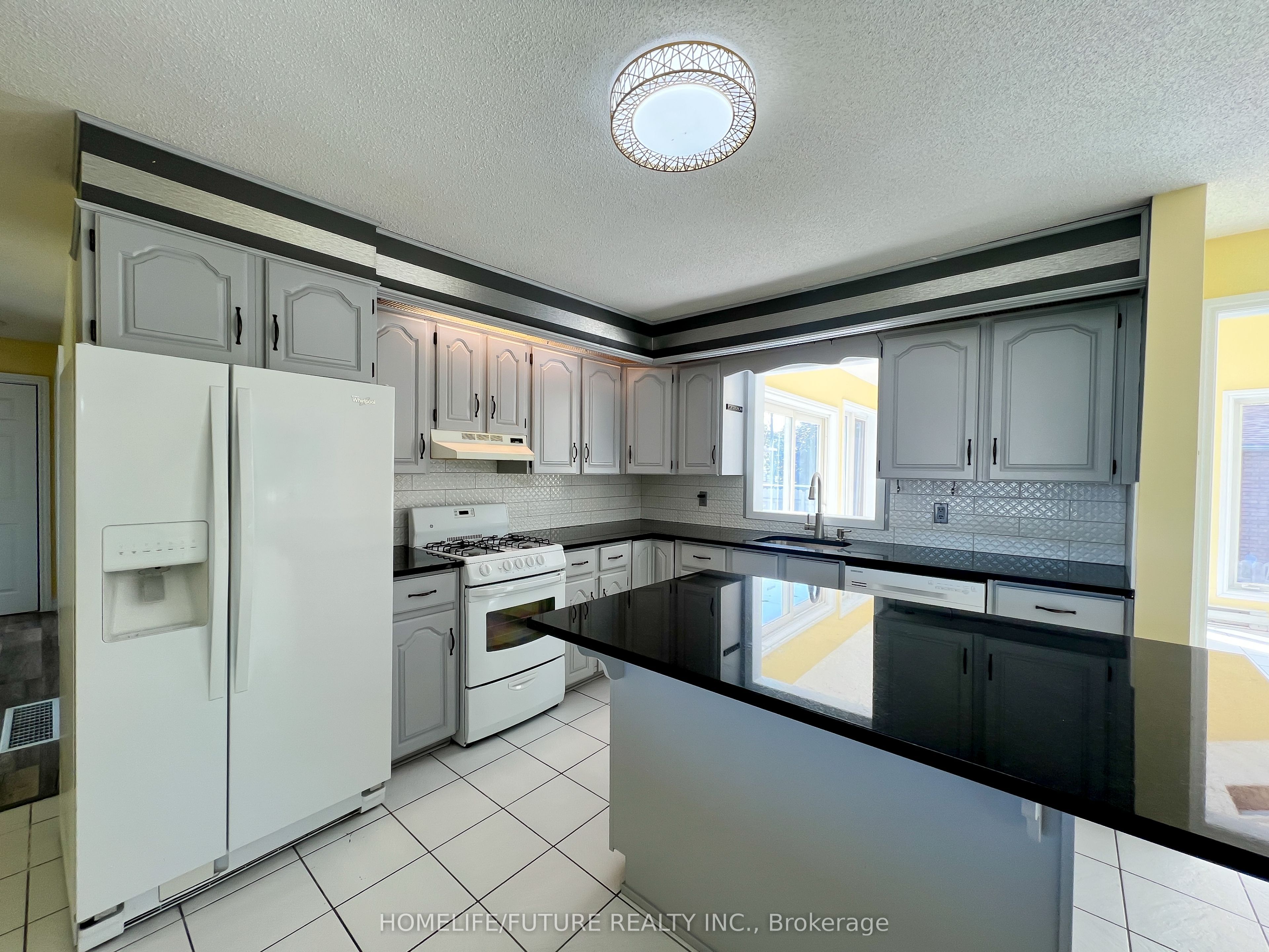 14 Latchford Street Property Photo 2