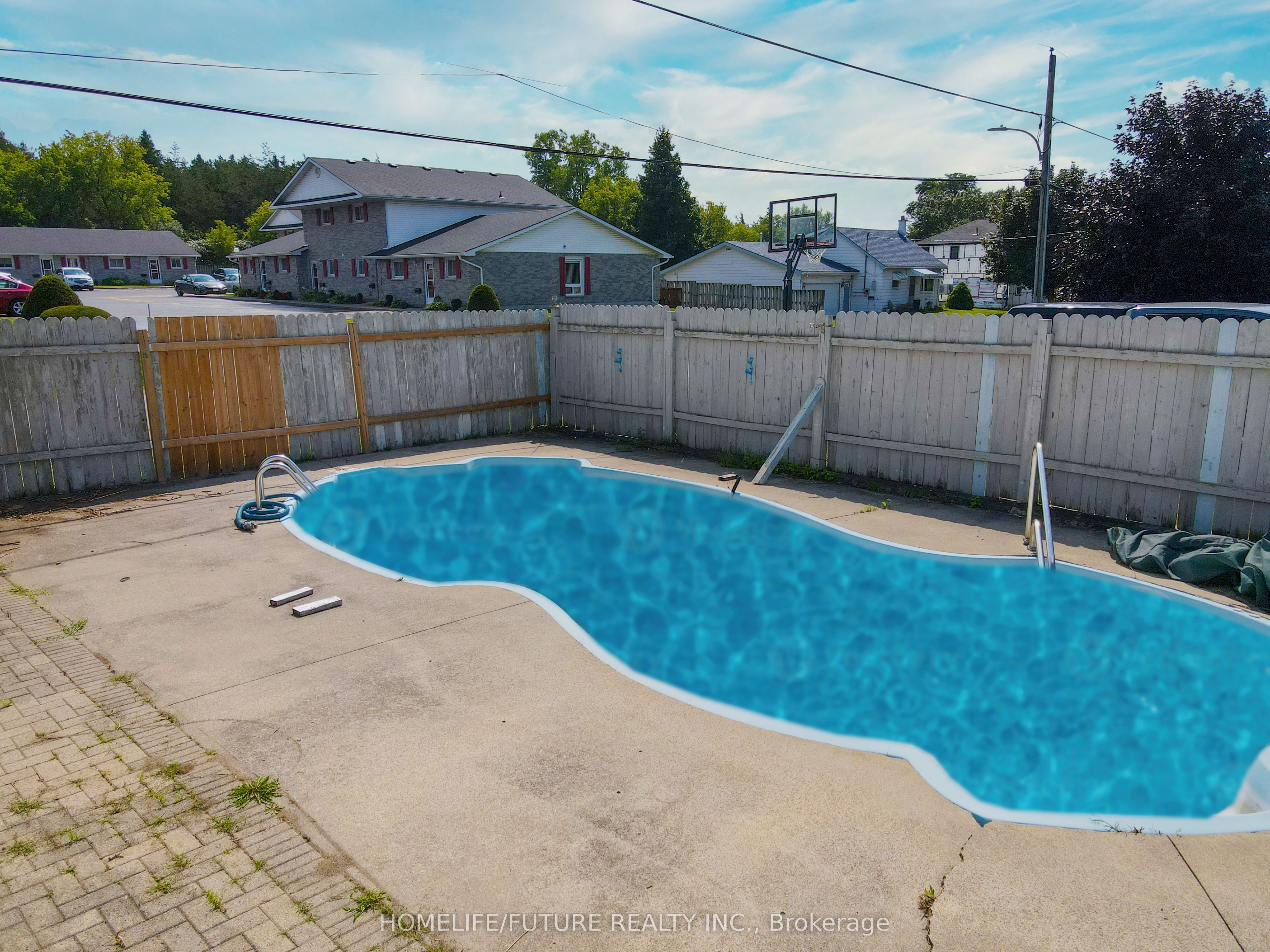 14 Latchford Street Property Photo 27