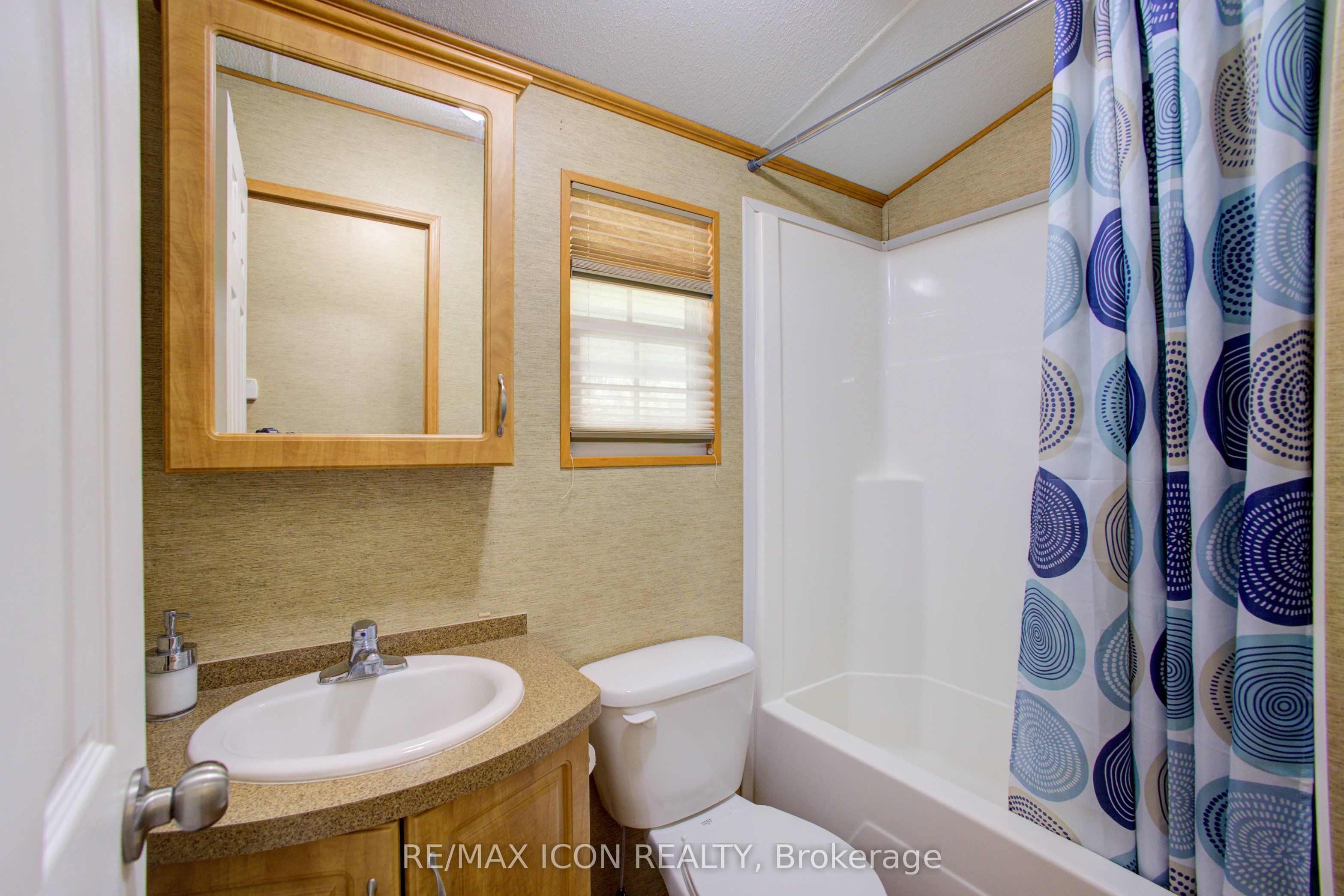 8 Maple Property Photo 23