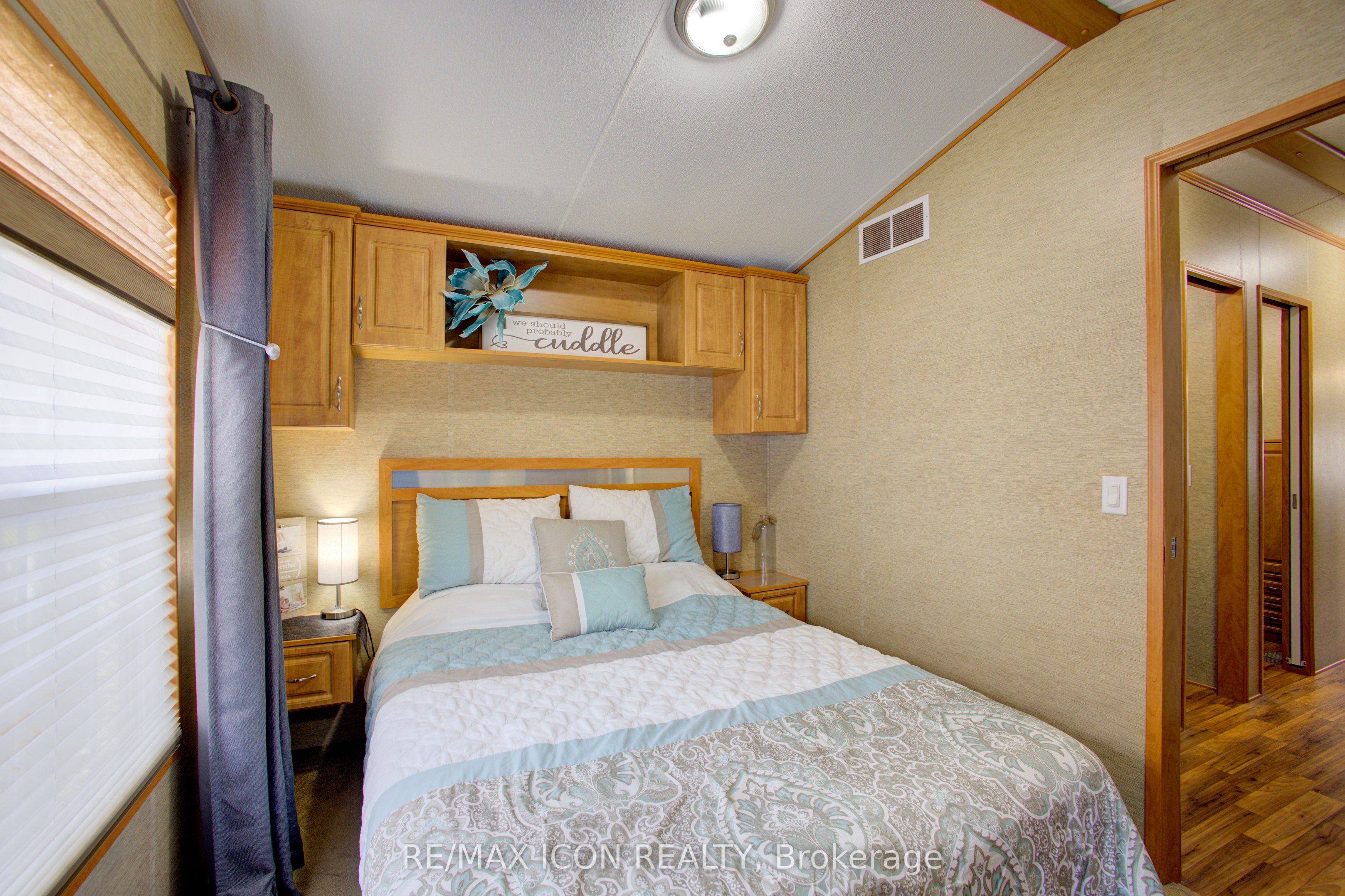 8 Maple Property Photo 25