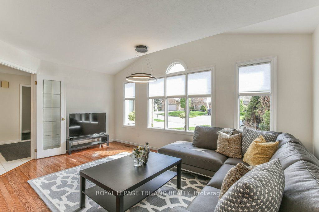 23 Derwent Road Property Photo 10