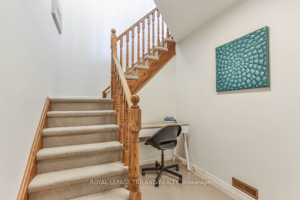 23 Derwent Road Property Photo 33
