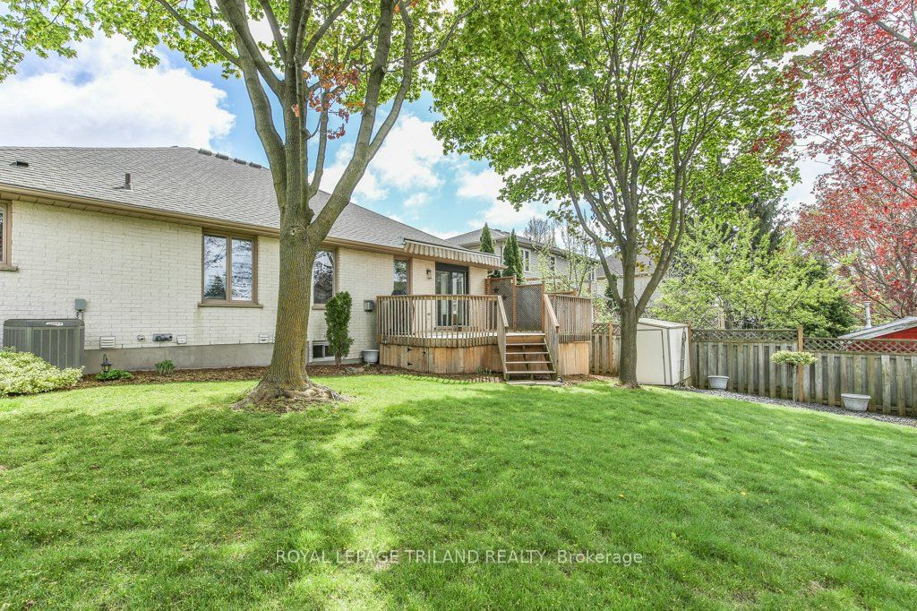23 Derwent Road Property Photo 40