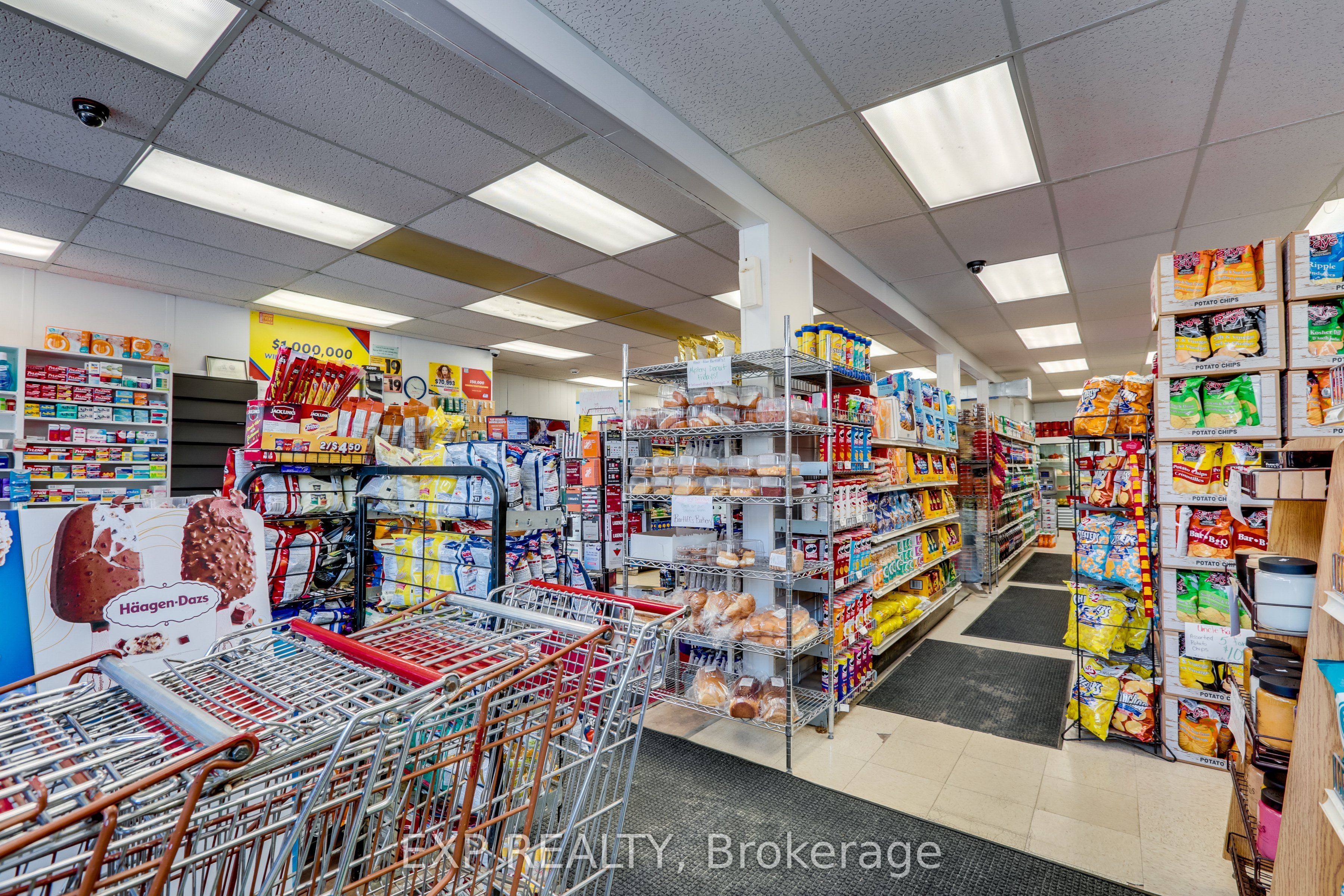 115 King Street Property Photo 8