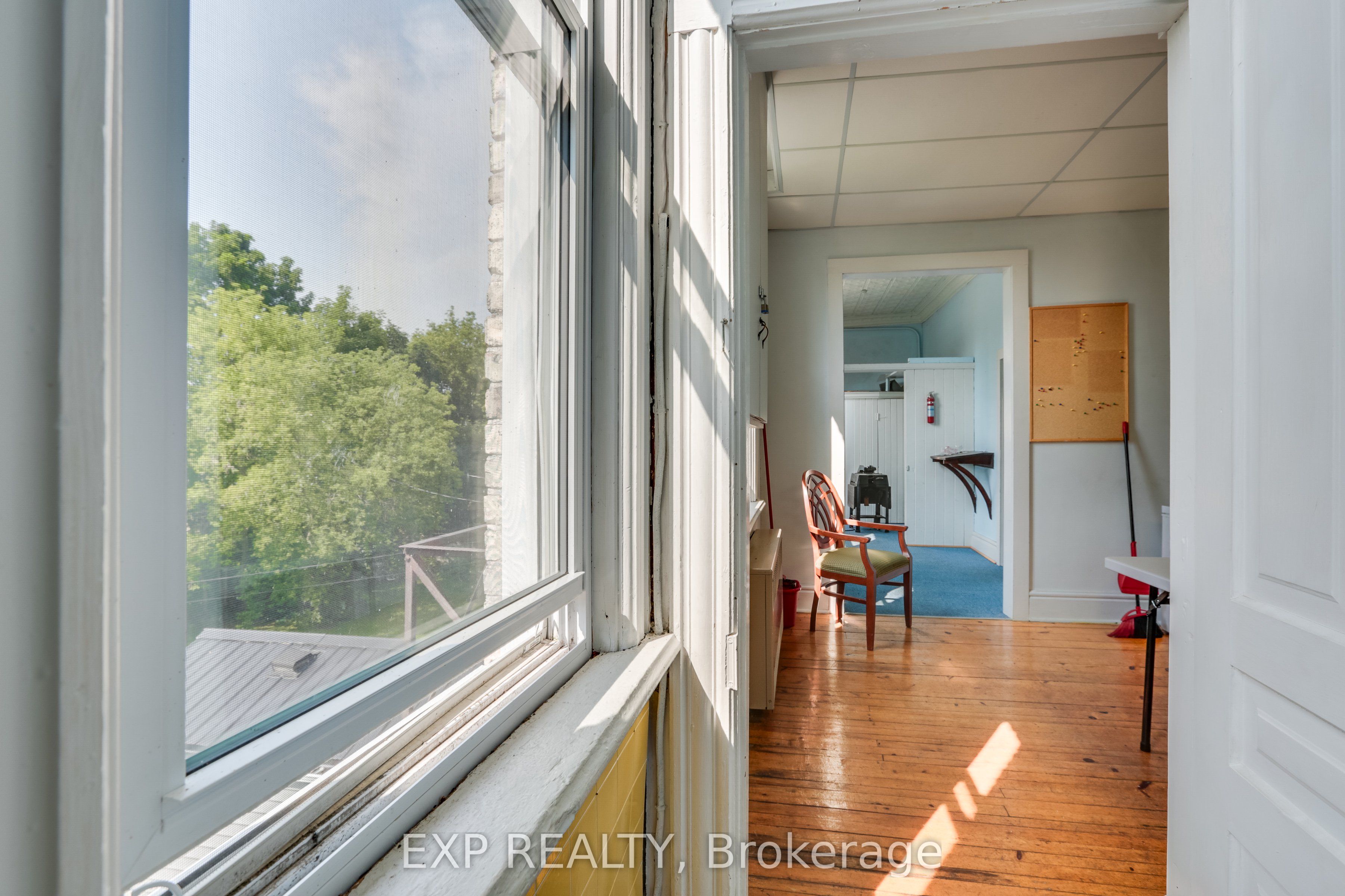 115 King Street Property Photo 20