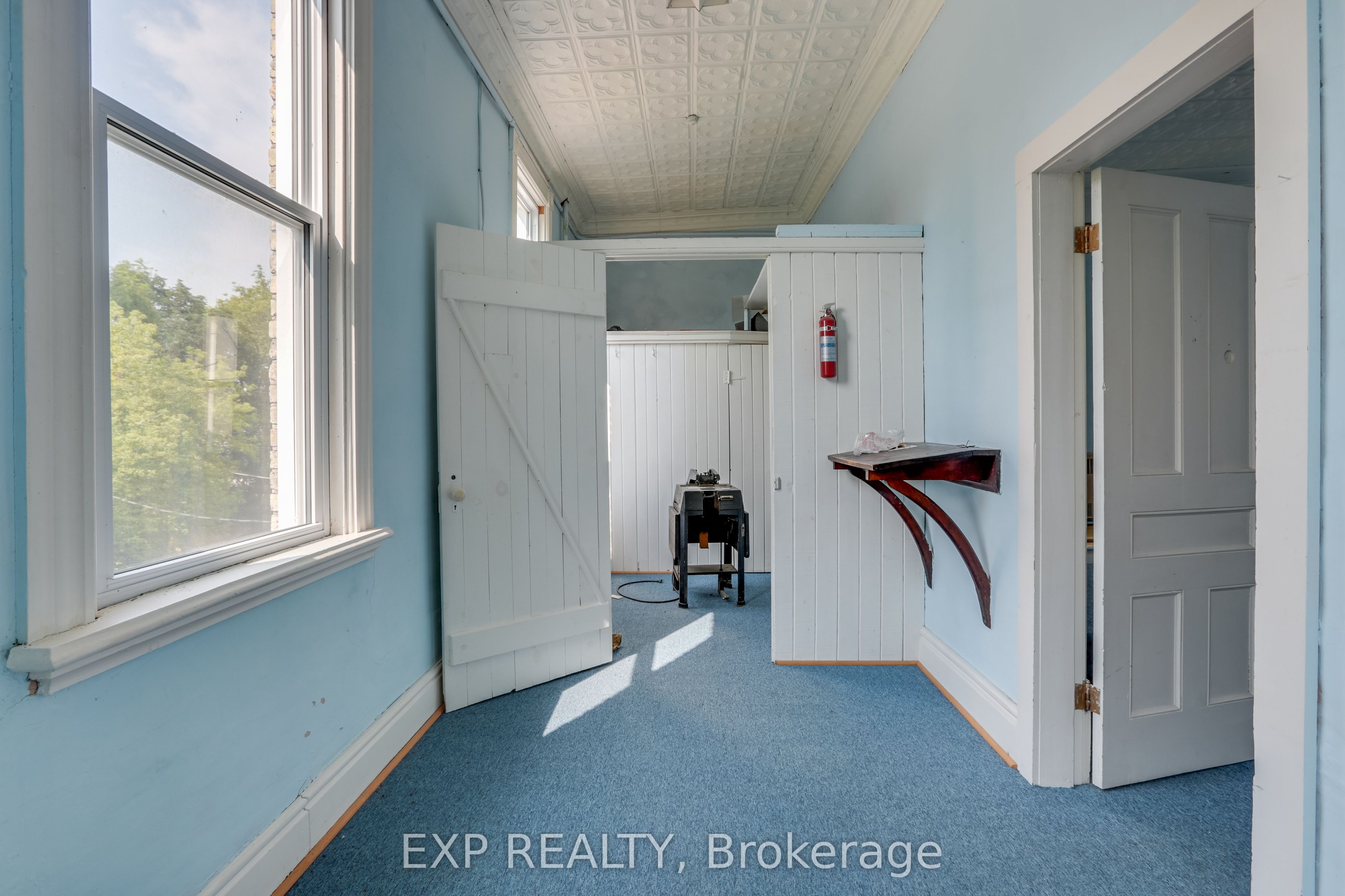 115 King Street Property Photo 21