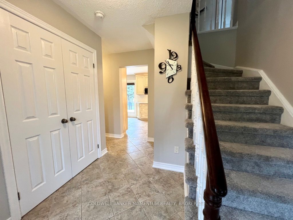 8 Meadowbrook Ln Property Photo 18