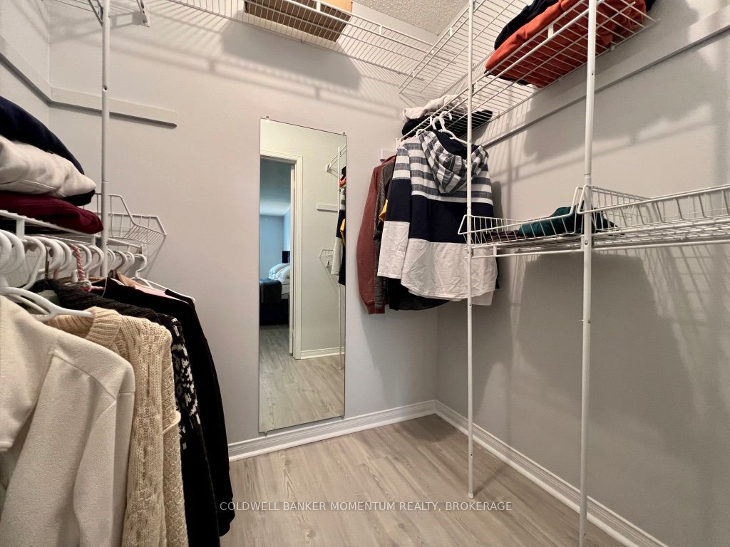 8 Meadowbrook Ln Property Photo 23