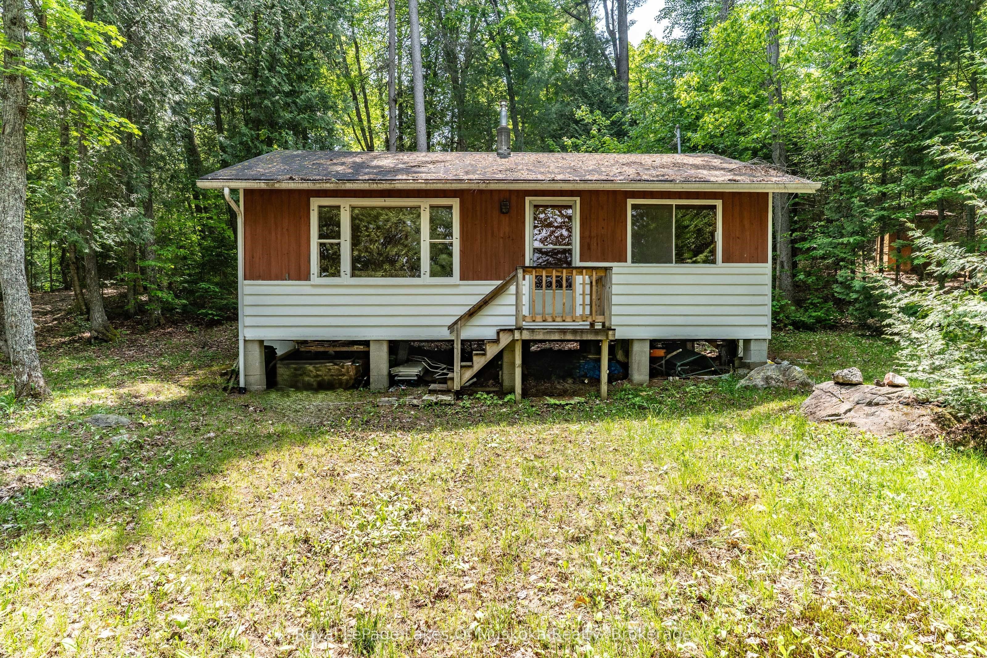 1042 Farmer Hays Drive Property Photo 6