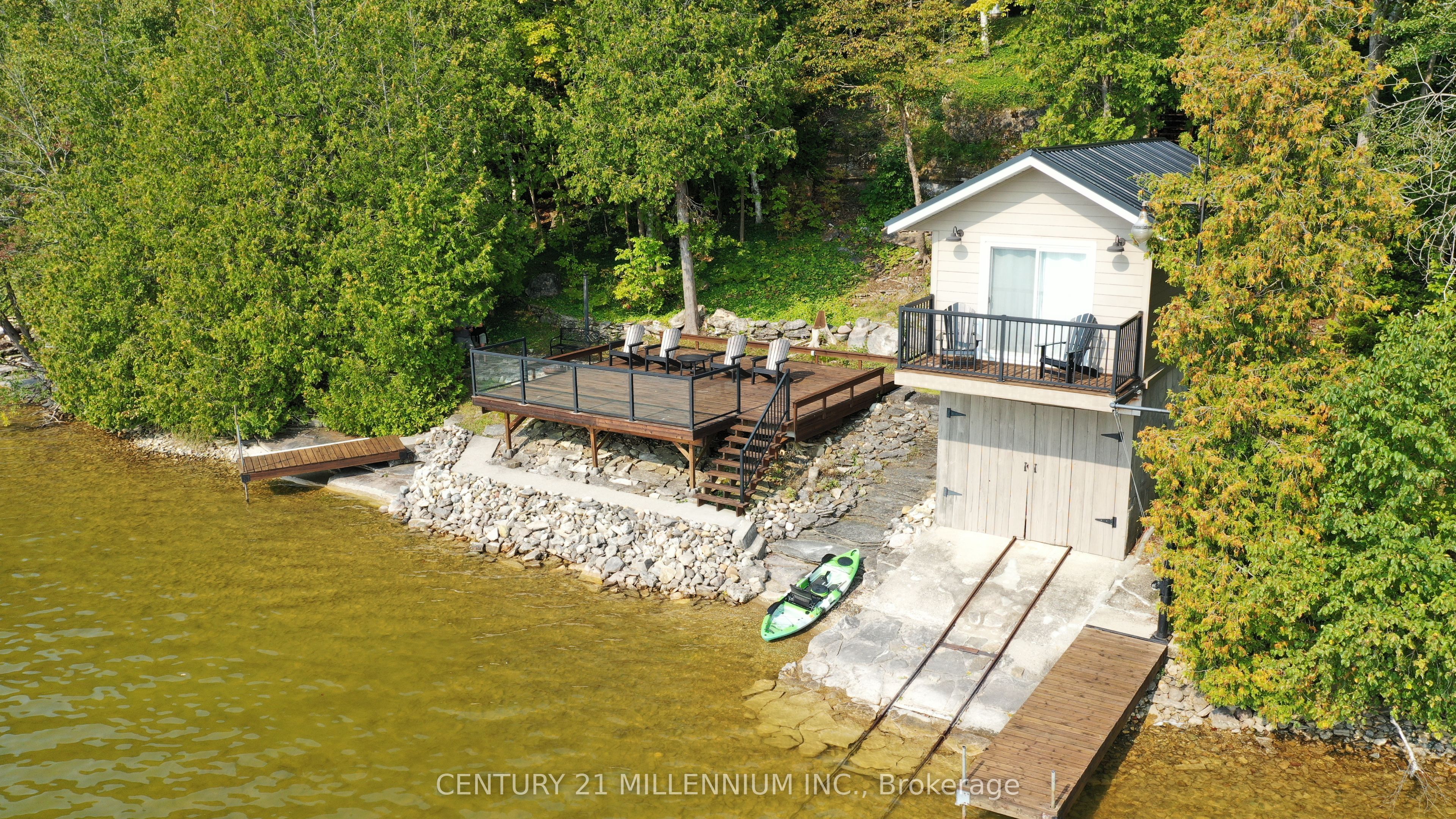 232 Barney's Boulevard Property Photo 5