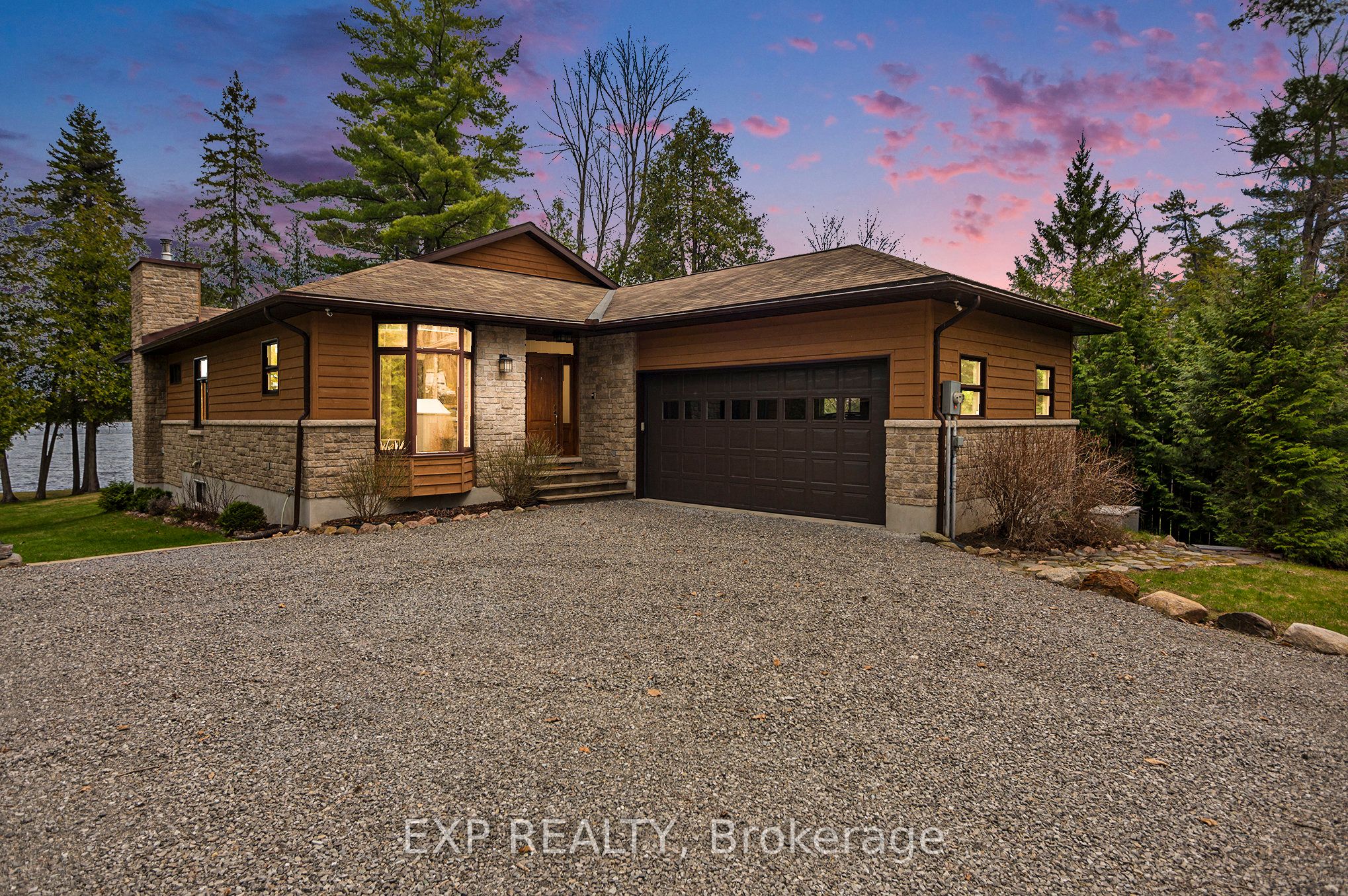 544 Lakeshore Road Property Photo 1