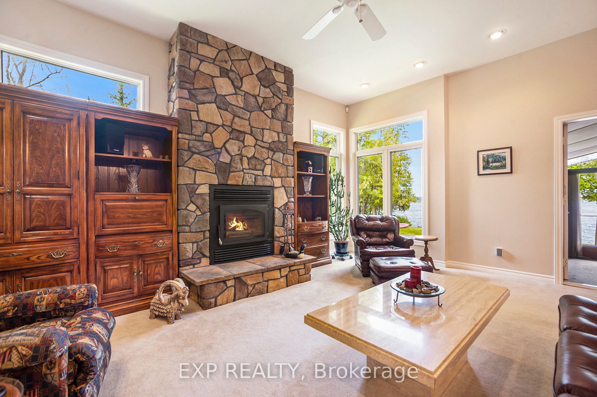 544 Lakeshore Road Property Photo 6