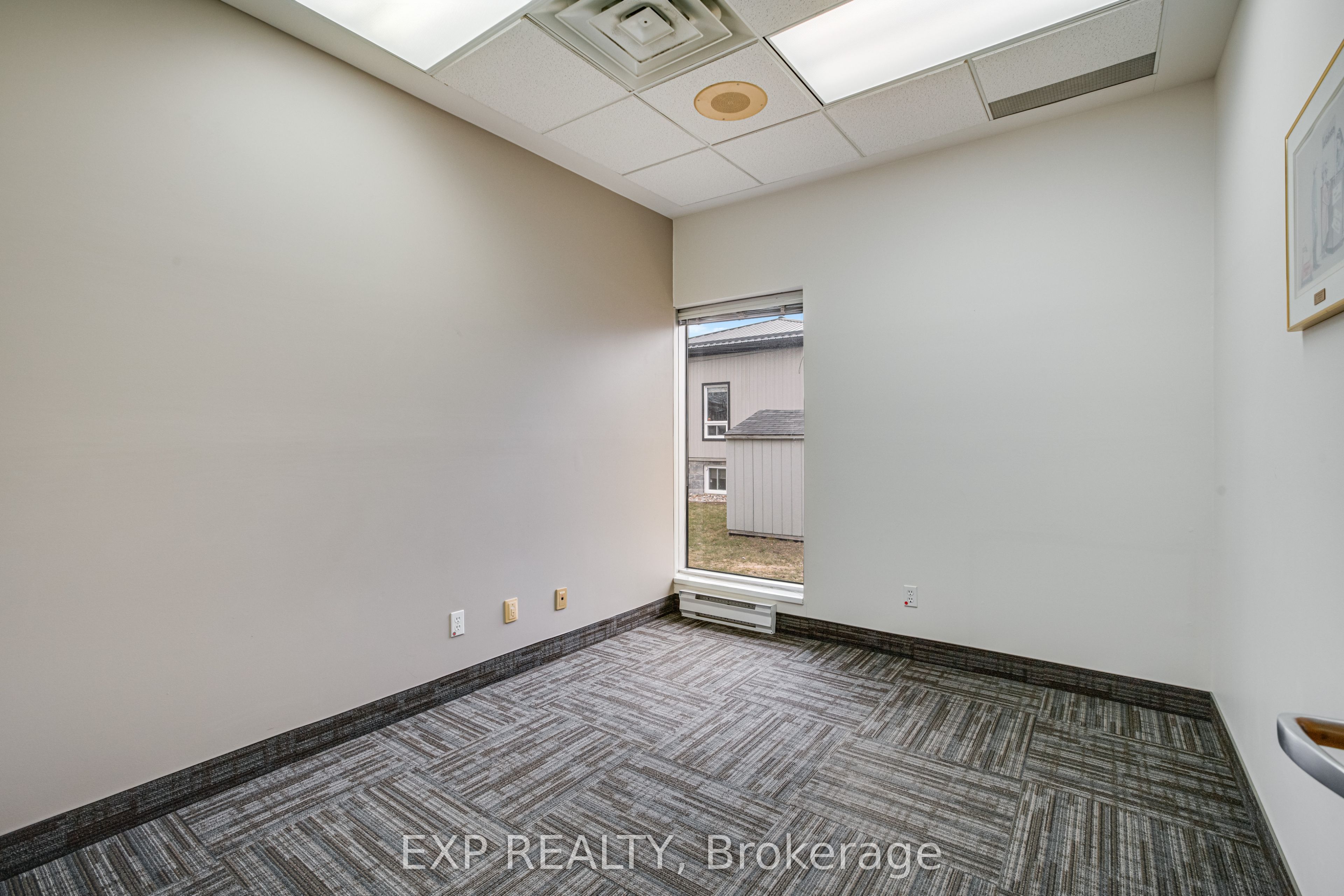 4597 Catherine Street Property Photo 17