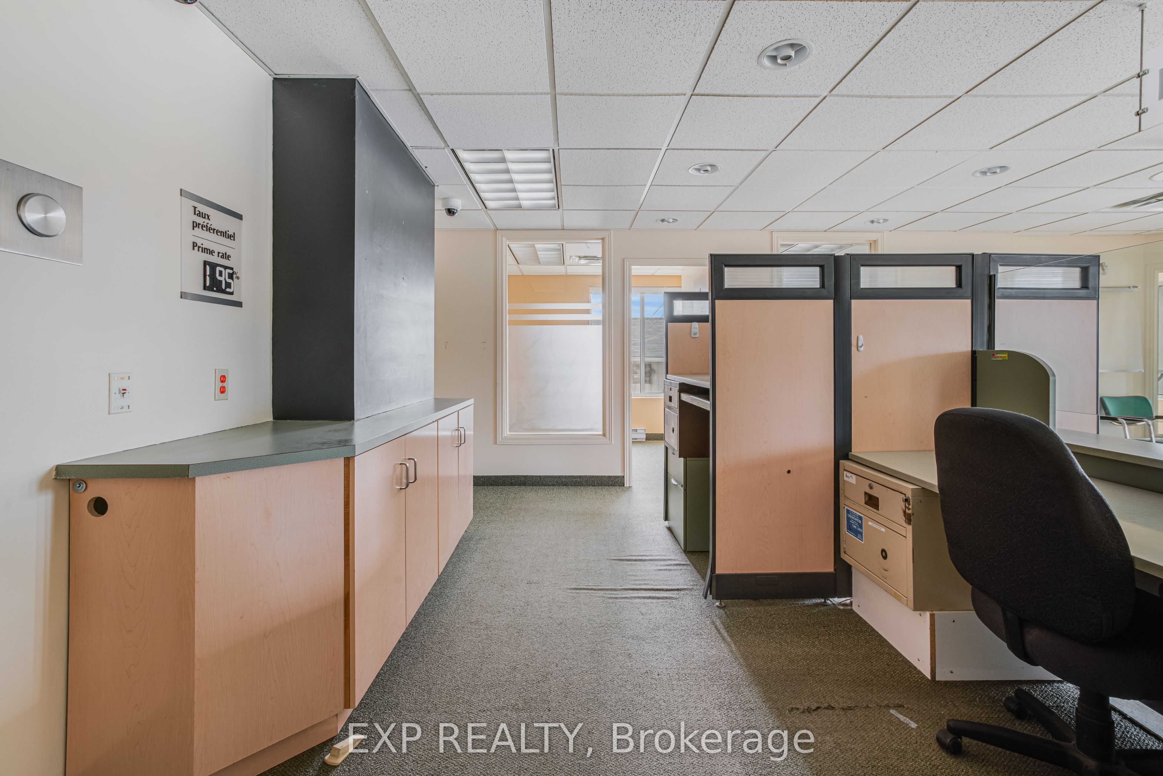 523 Limoges Rd Property Photo 17