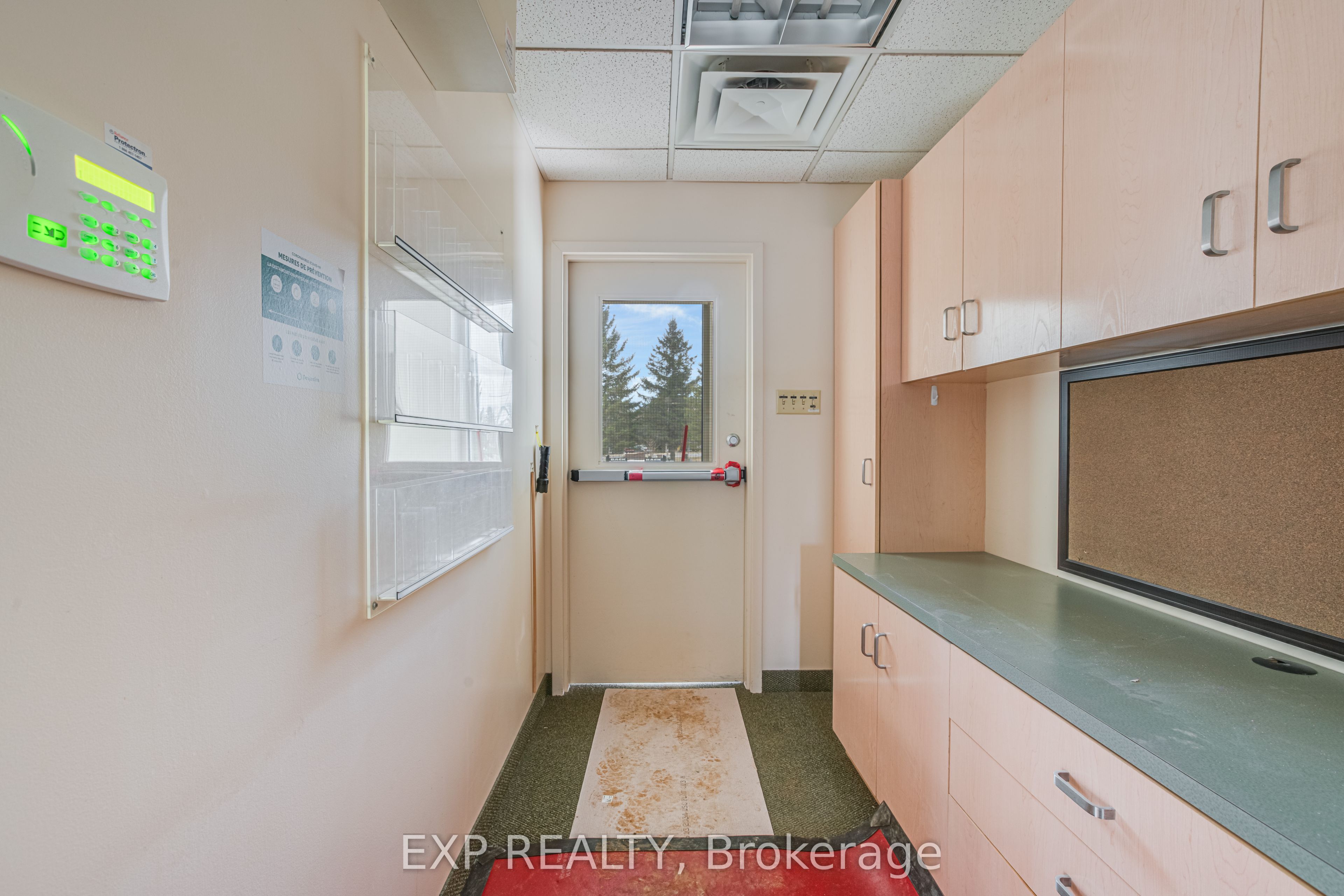 523 Limoges Rd Property Photo 19