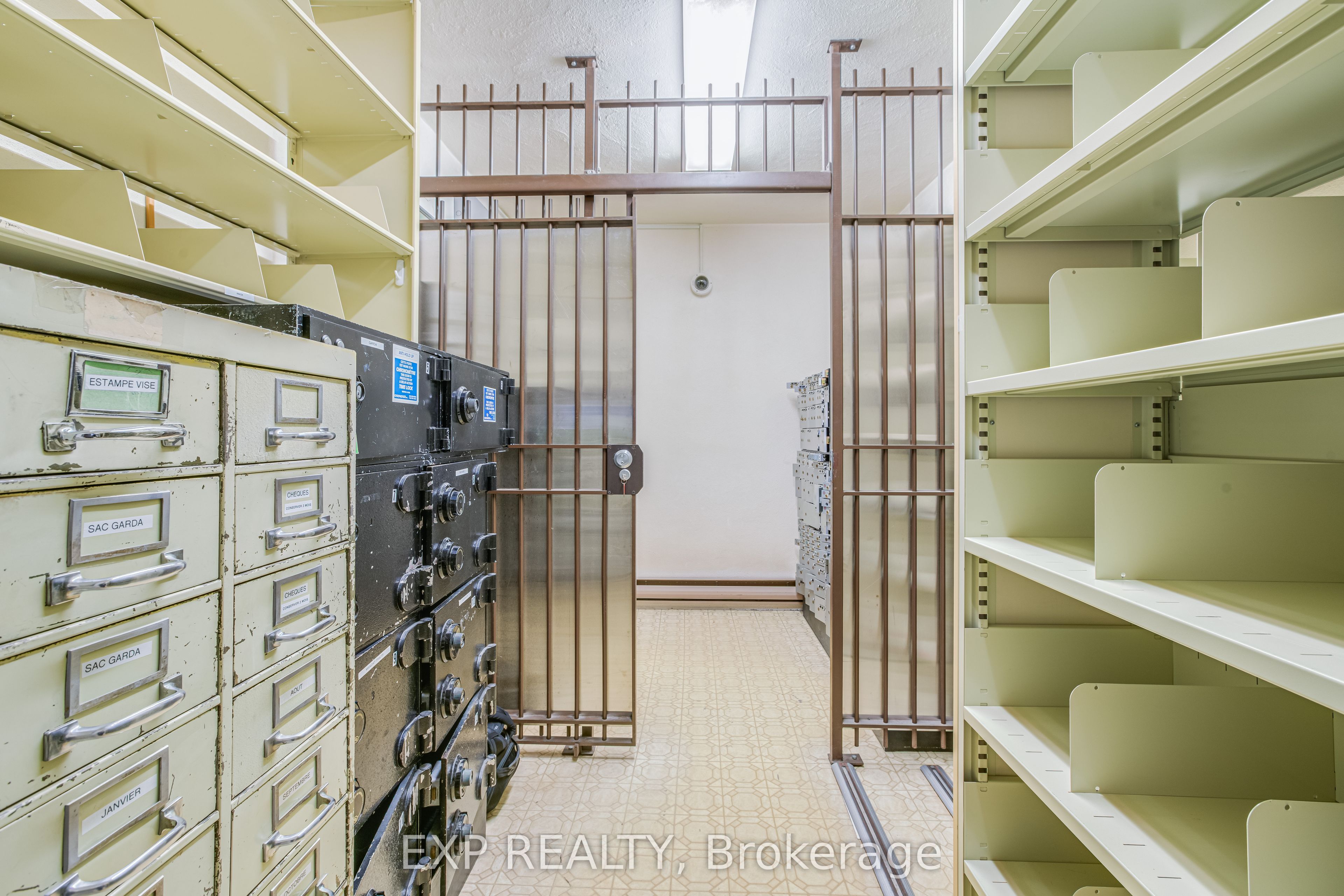 523 Limoges Rd Property Photo 32