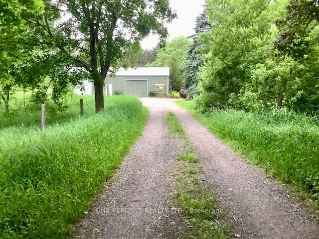 196690 Grey 7th Rd Property Photo 1