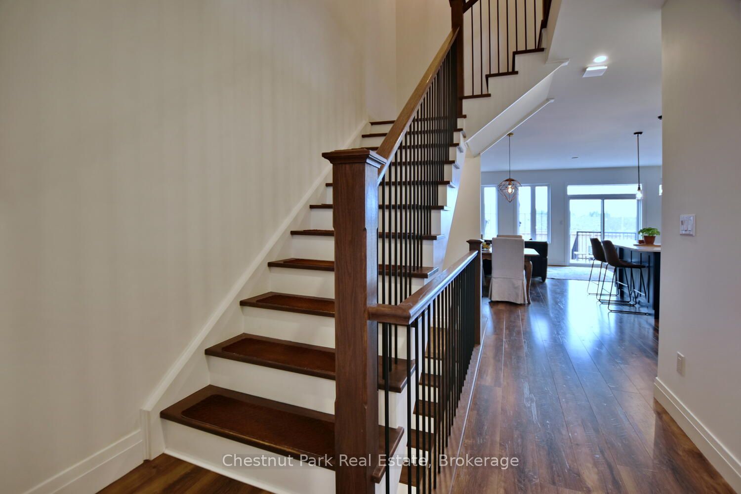 146 Red Pine Street Property Photo 4