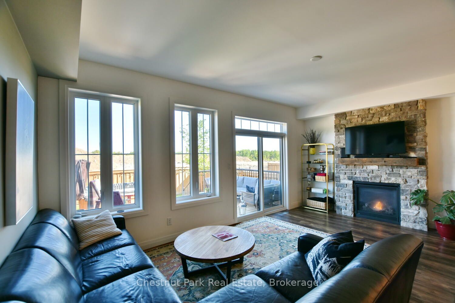 146 Red Pine Street Property Photo 8