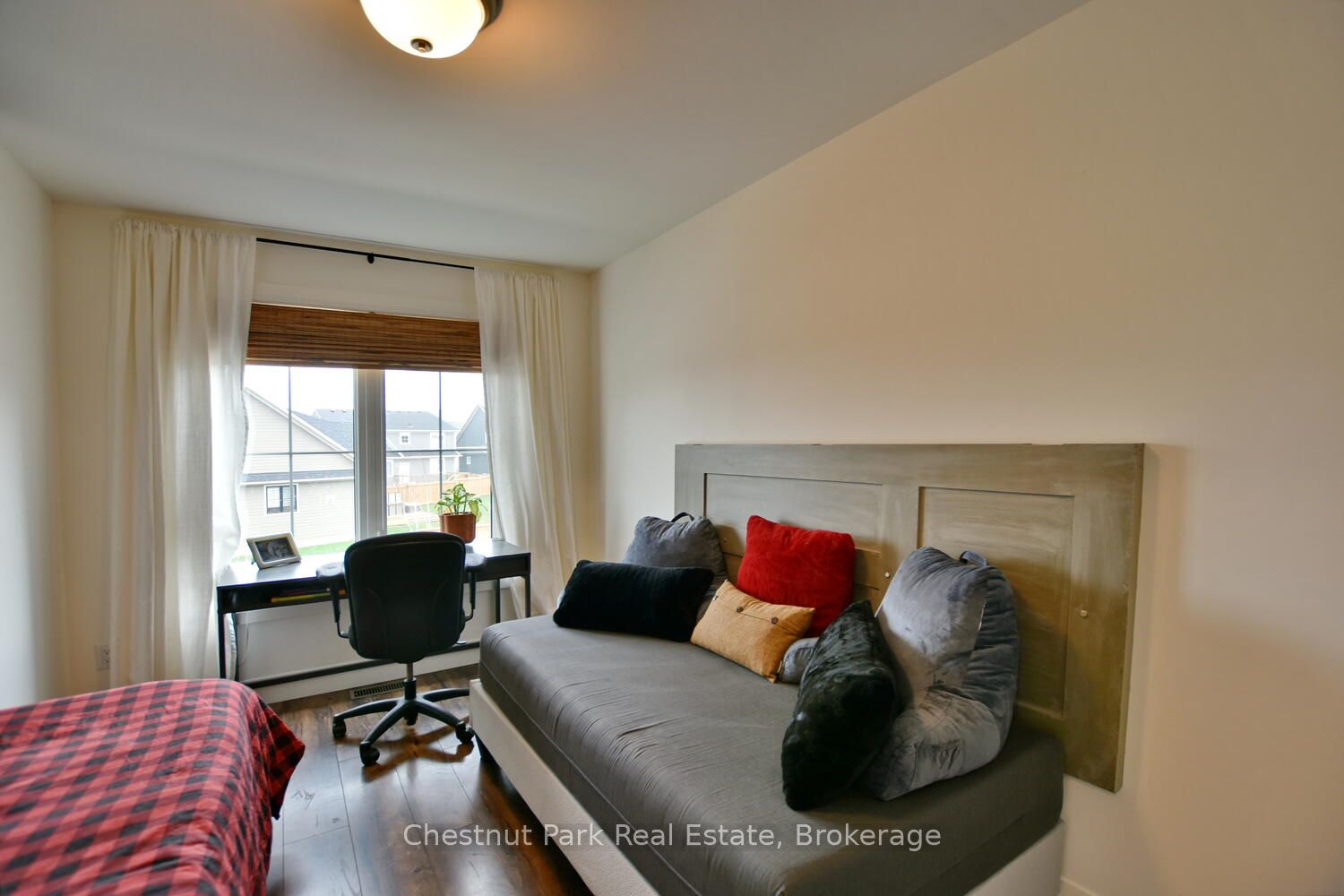 146 Red Pine Street Property Photo 24