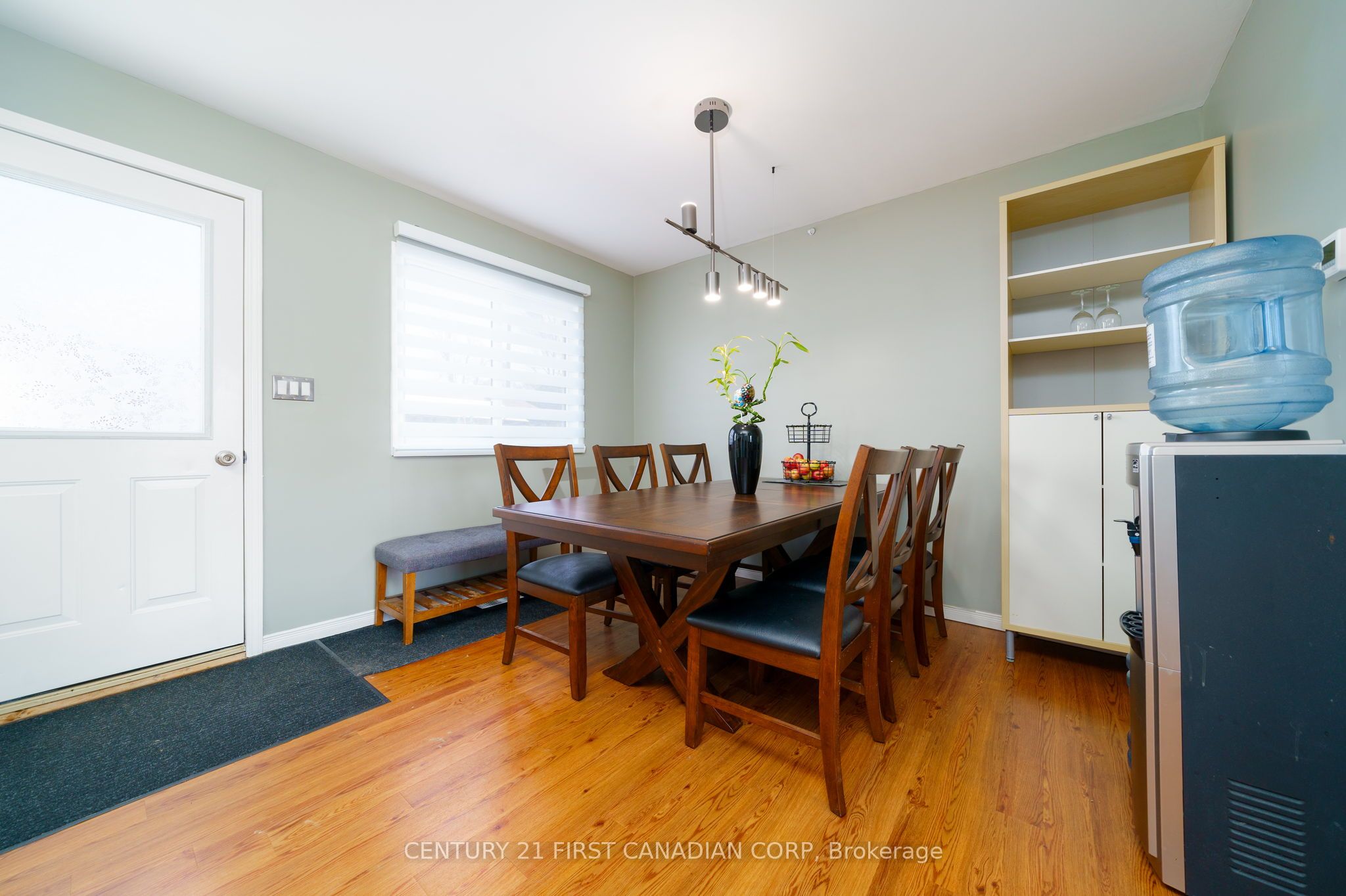 215 Beattie Street Property Photo 7