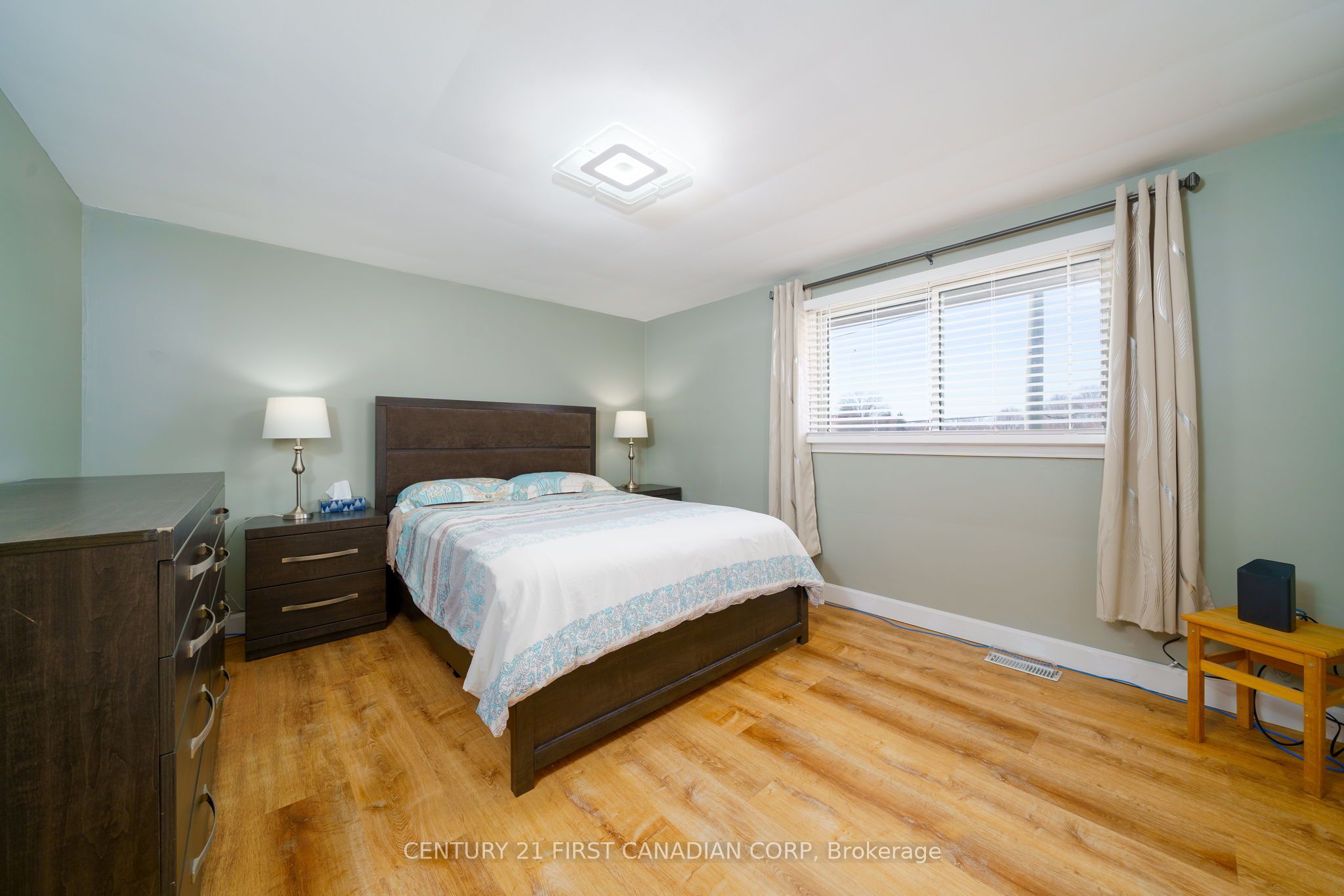215 Beattie Street Property Photo 10