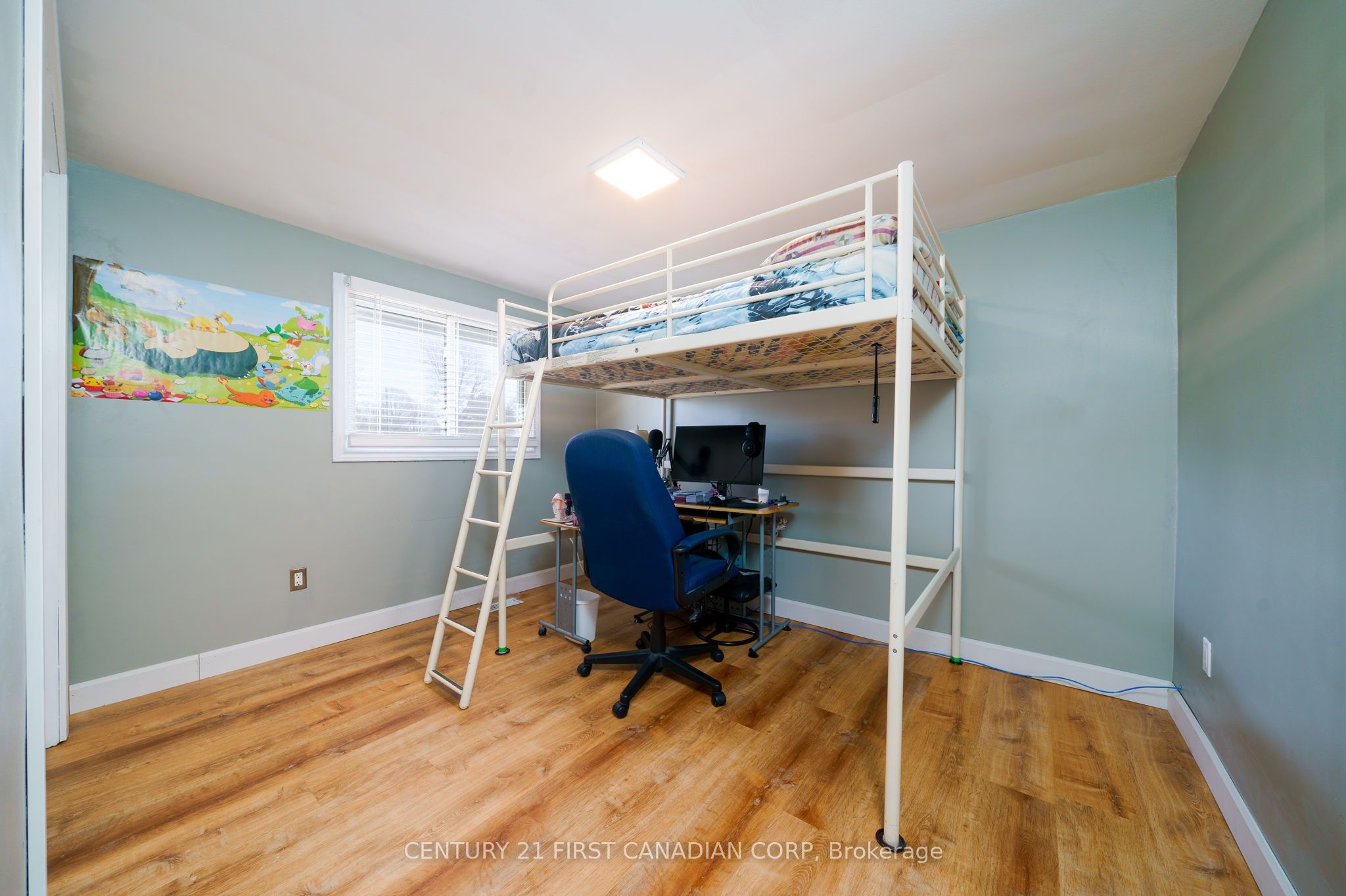 215 Beattie Street Property Photo 12