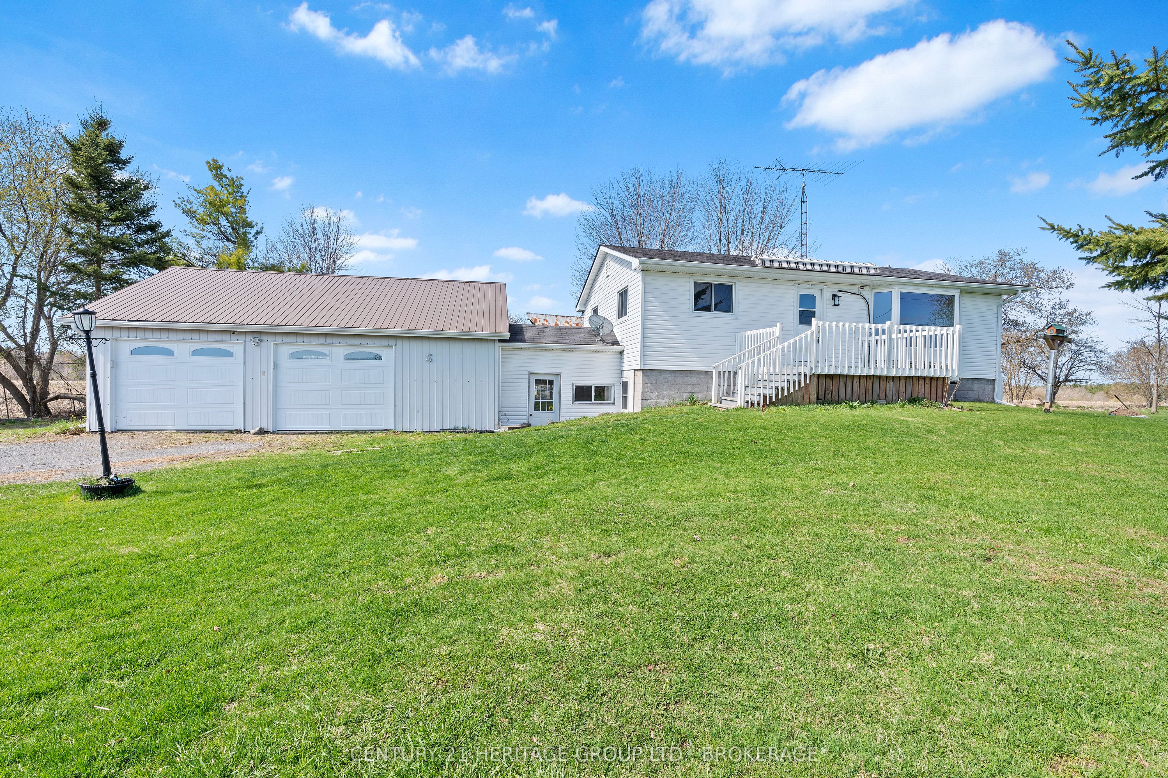 2750 15 Highway Property Photo 1