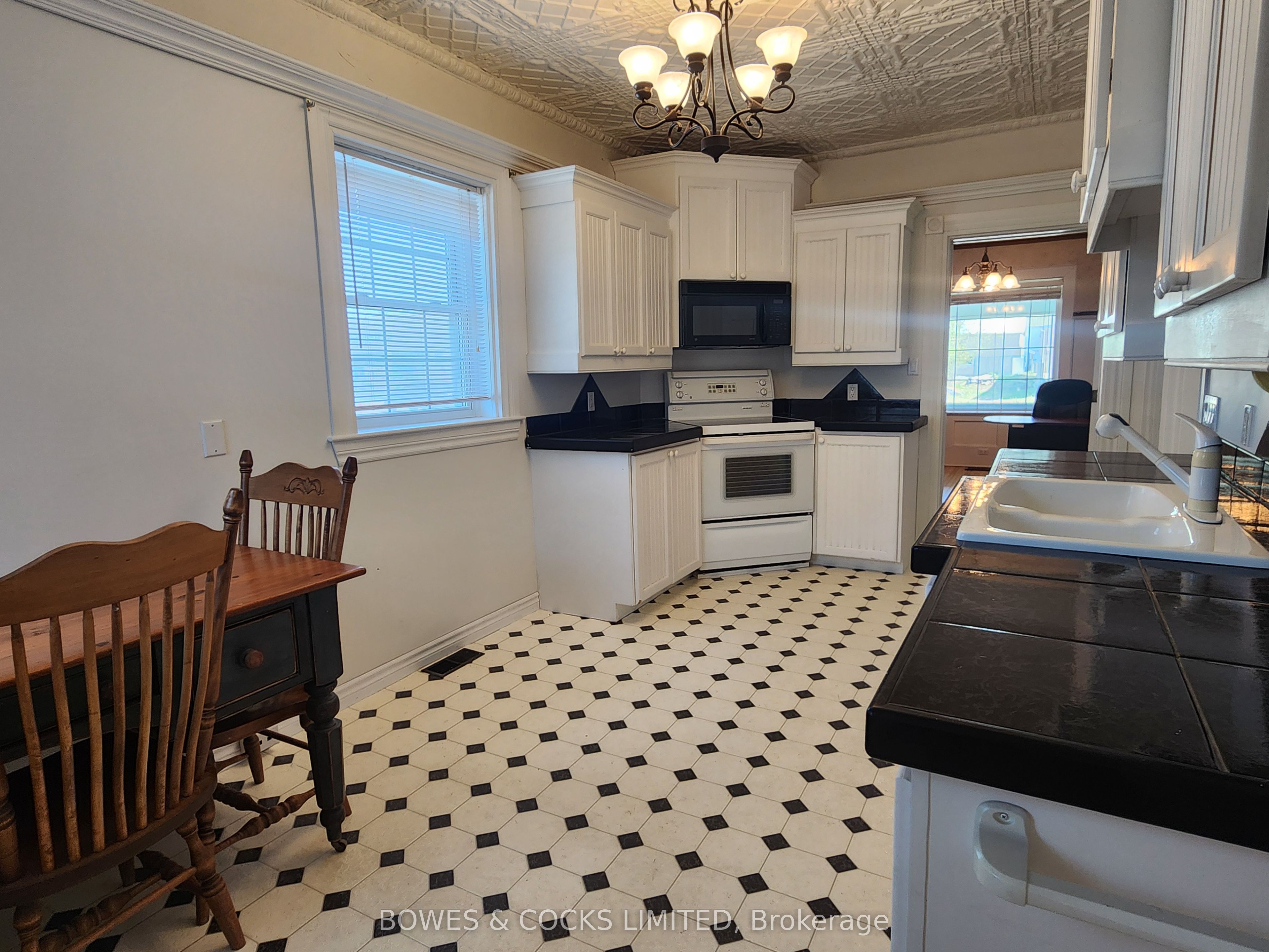 124 Maple Avenue Property Photo 17