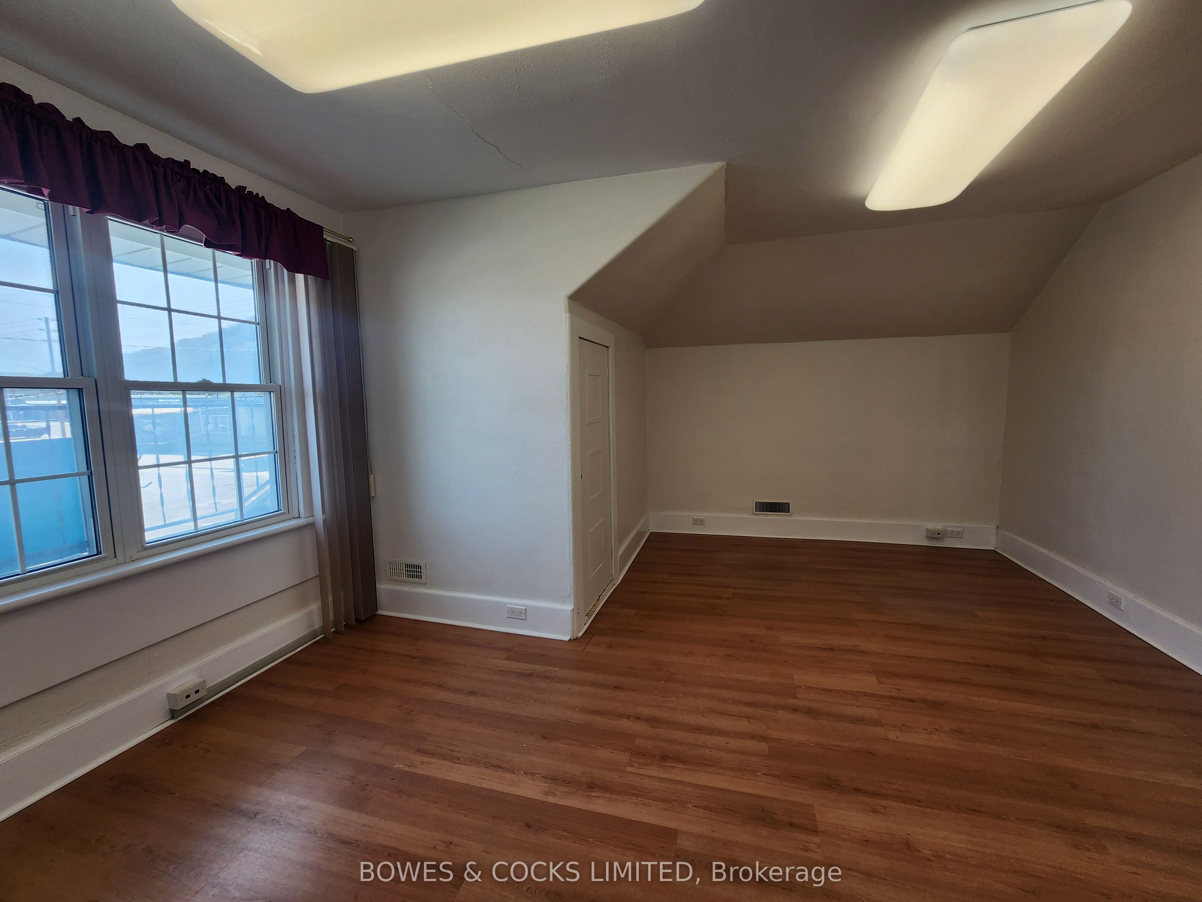 124 Maple Avenue Property Photo 32