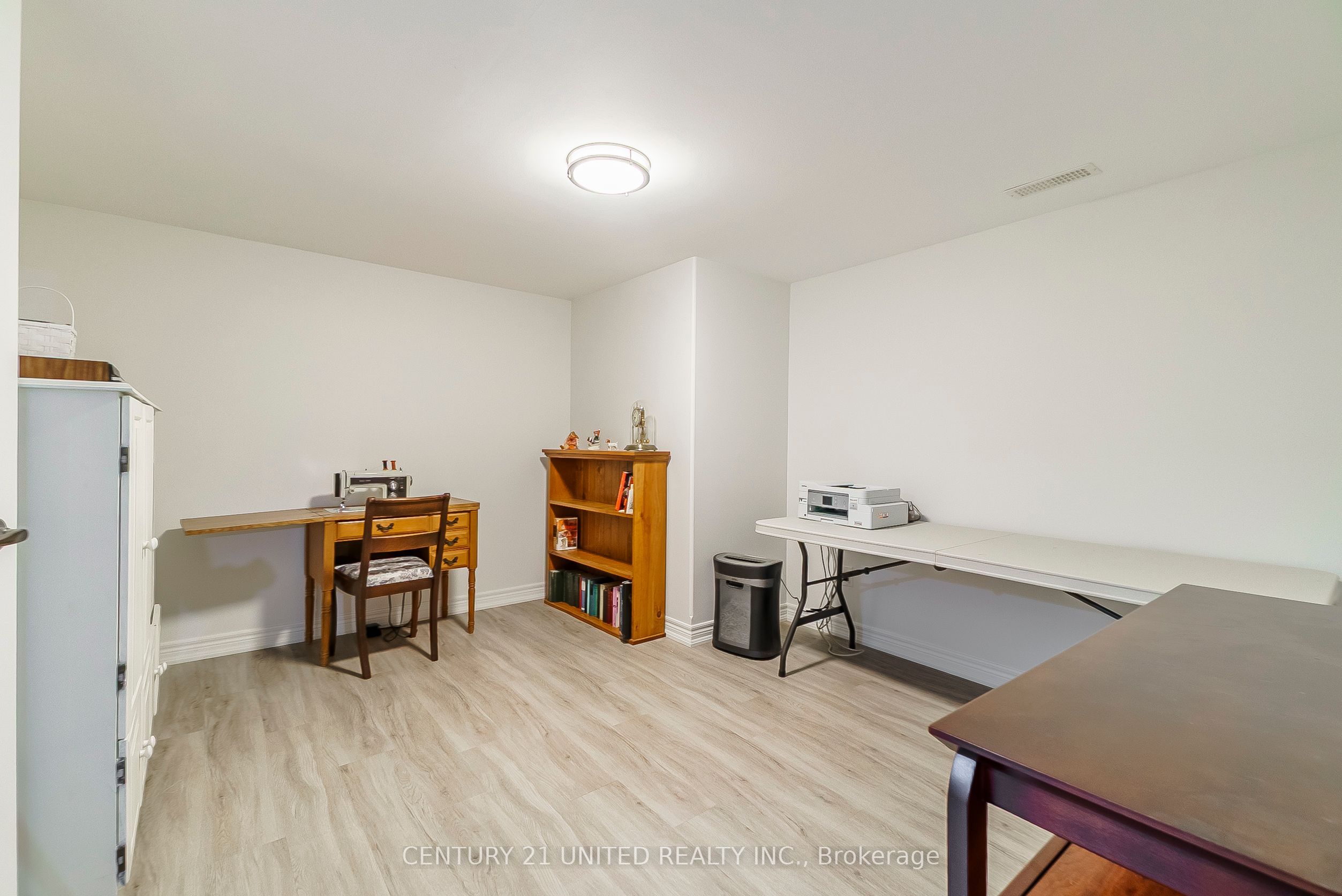 227 Carnegie Avenue 4 Property Photo 32