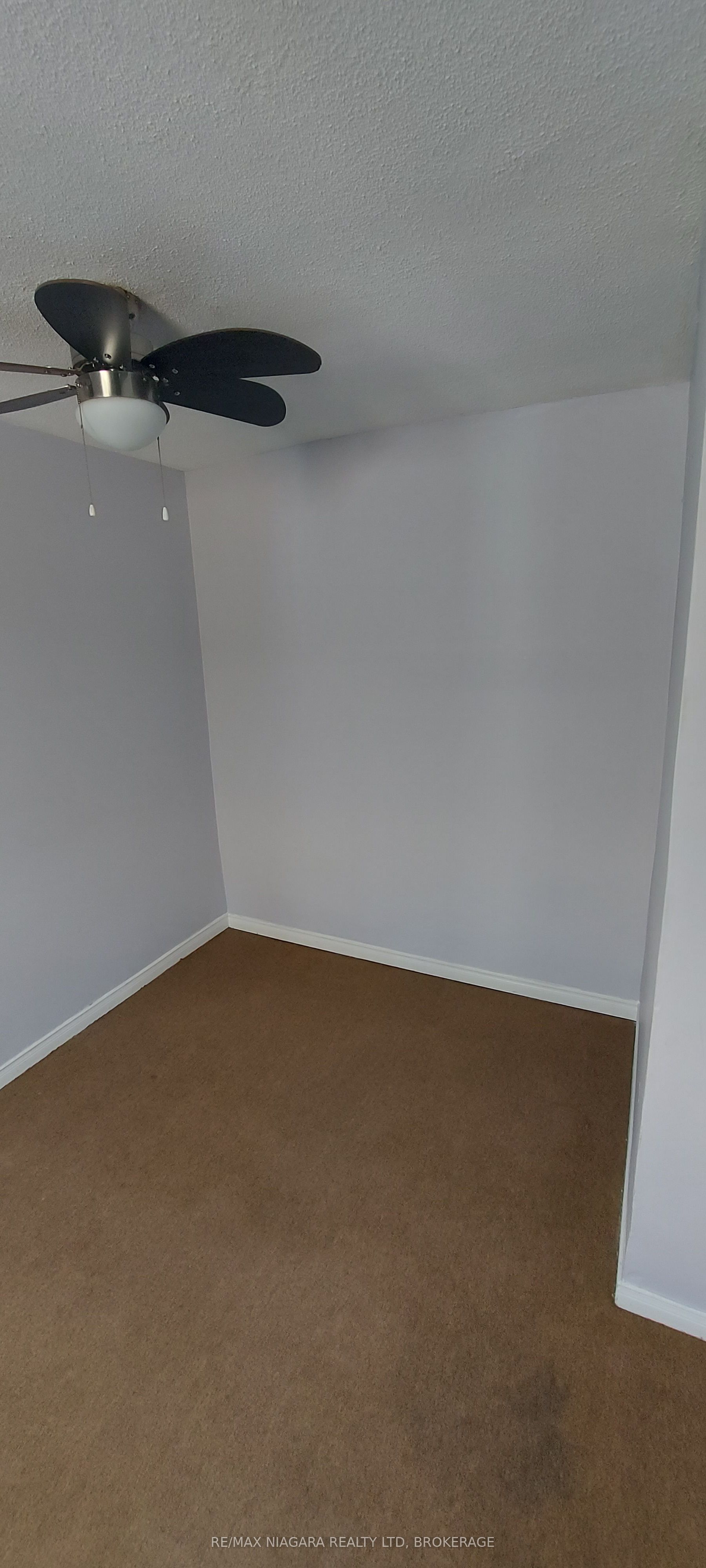 76 6th St Property Photo 14