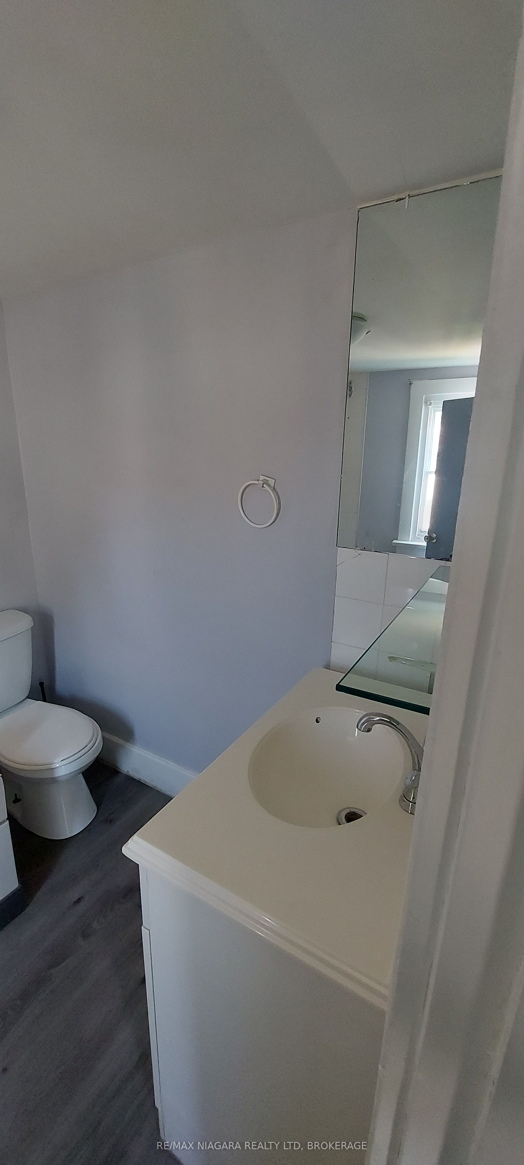 76 6th St Property Photo 20