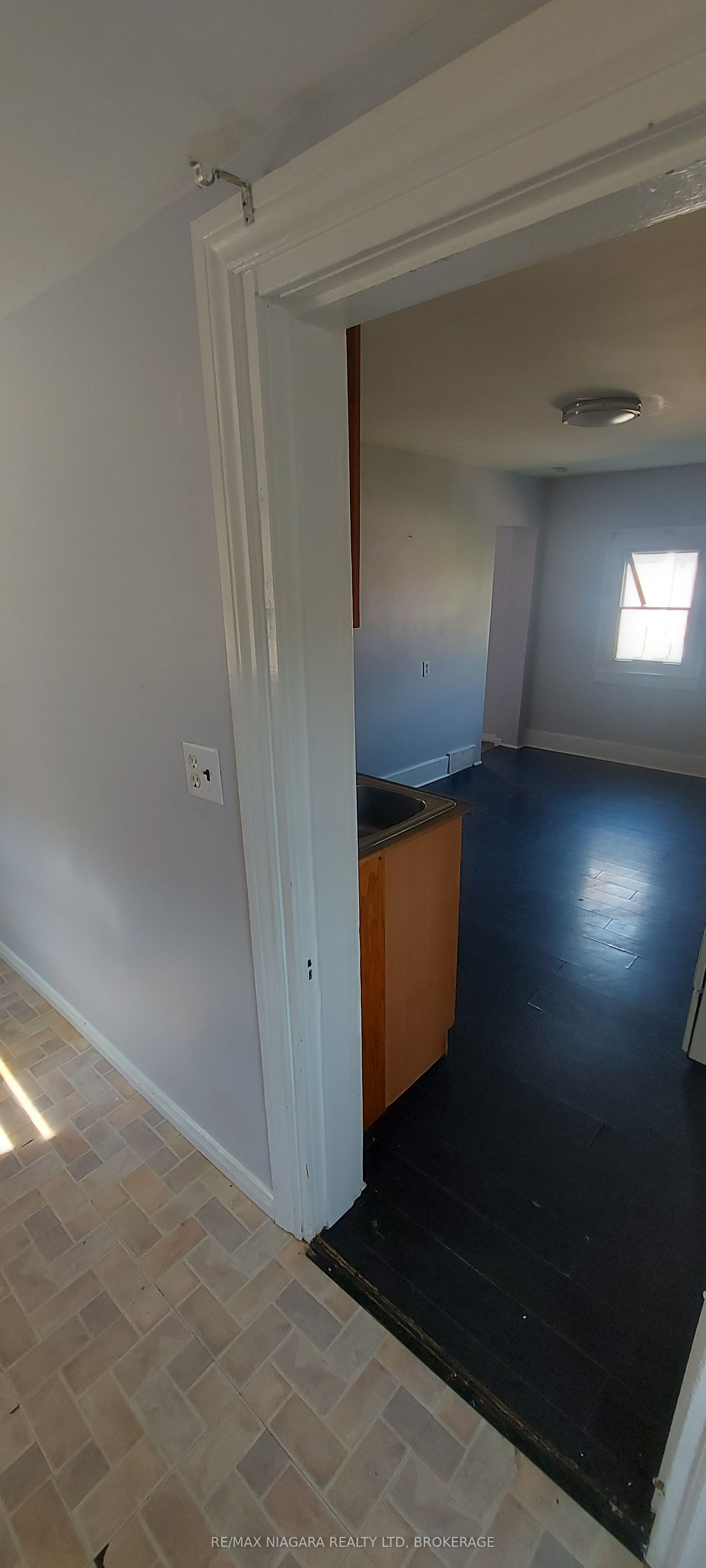 76 6th St Property Photo 23