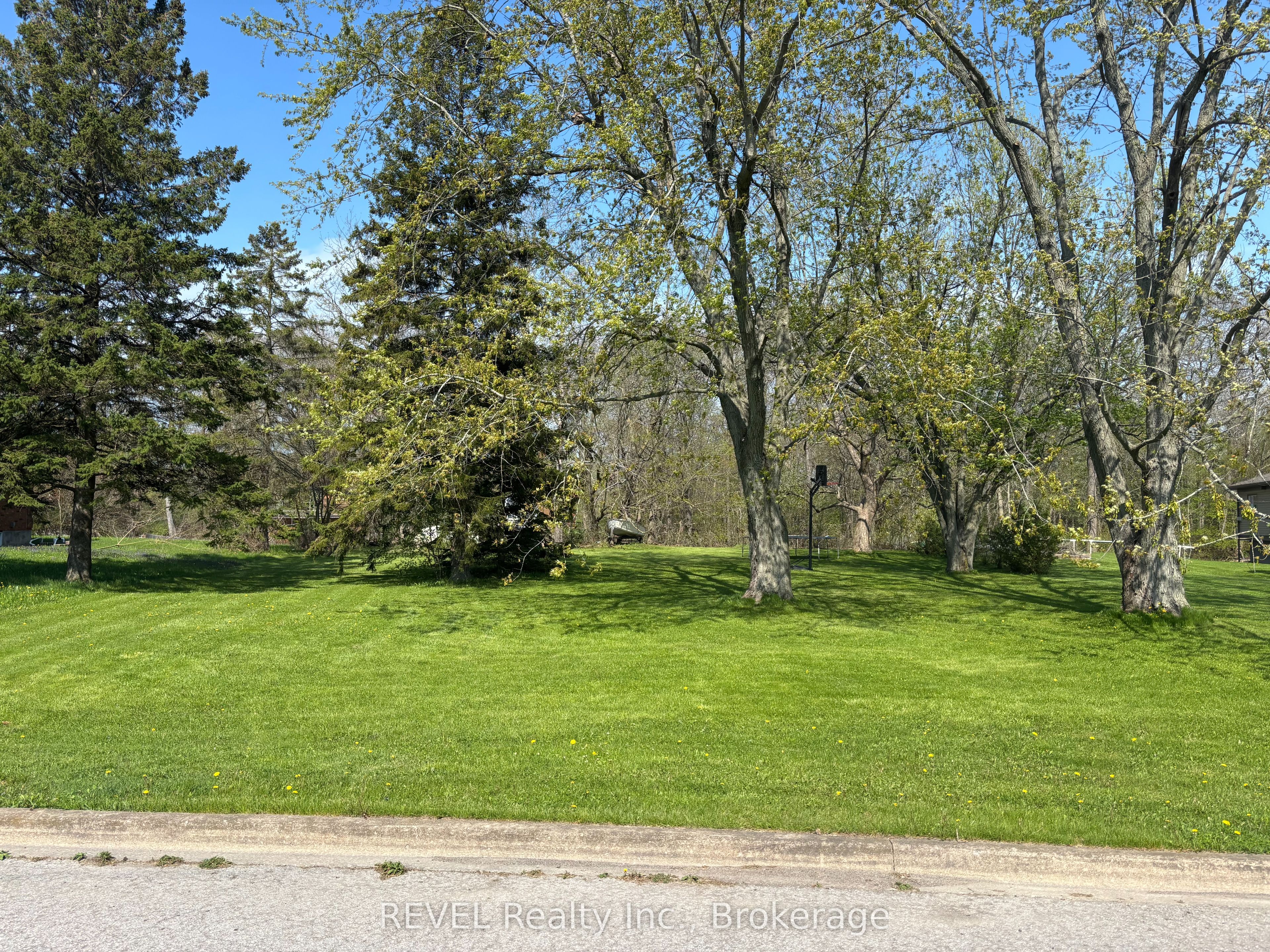 00 River Trail Property Photo 1
