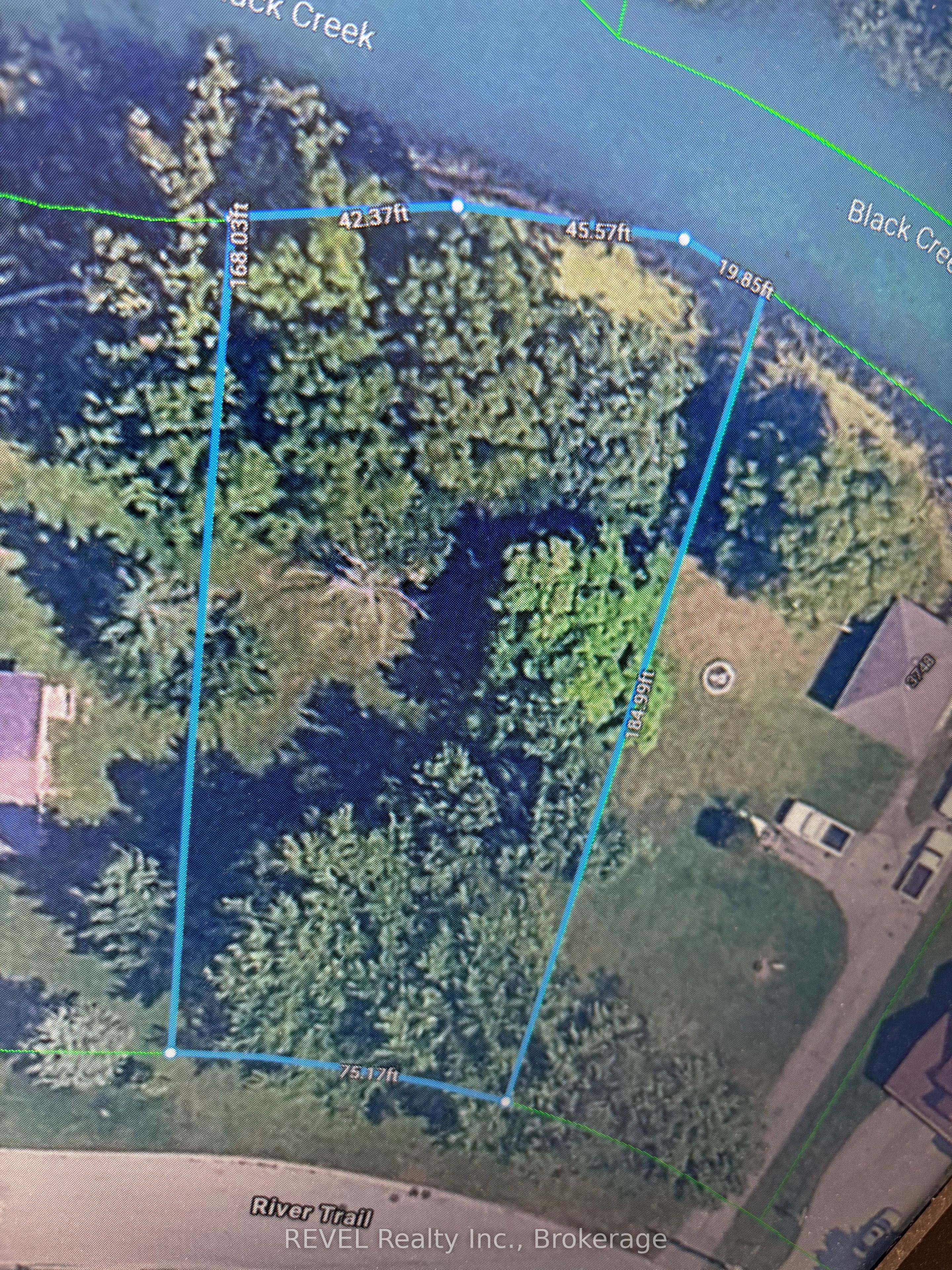 00 River Trail Property Photo 2