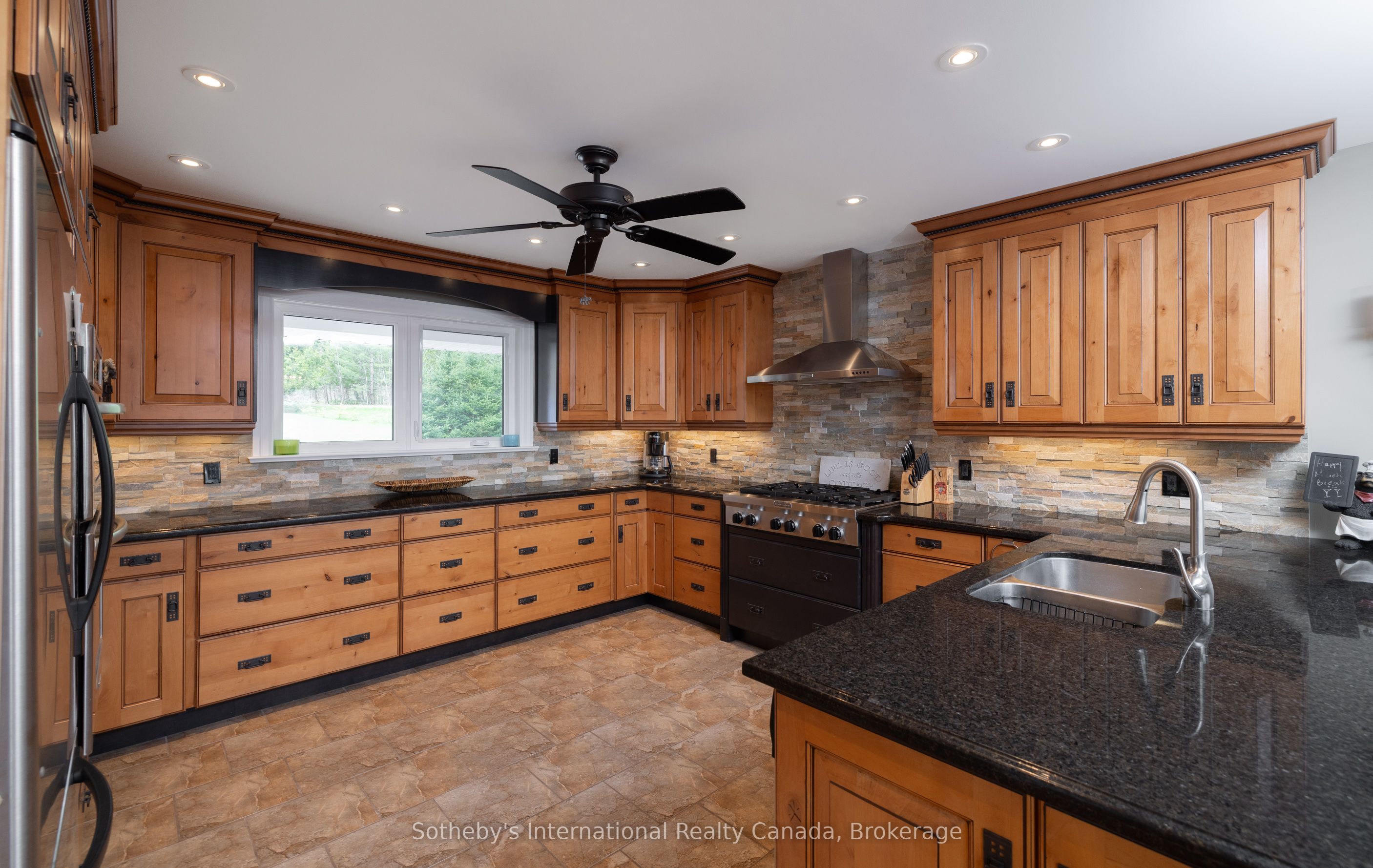 1492 North Shore Road 2 Property Photo 19