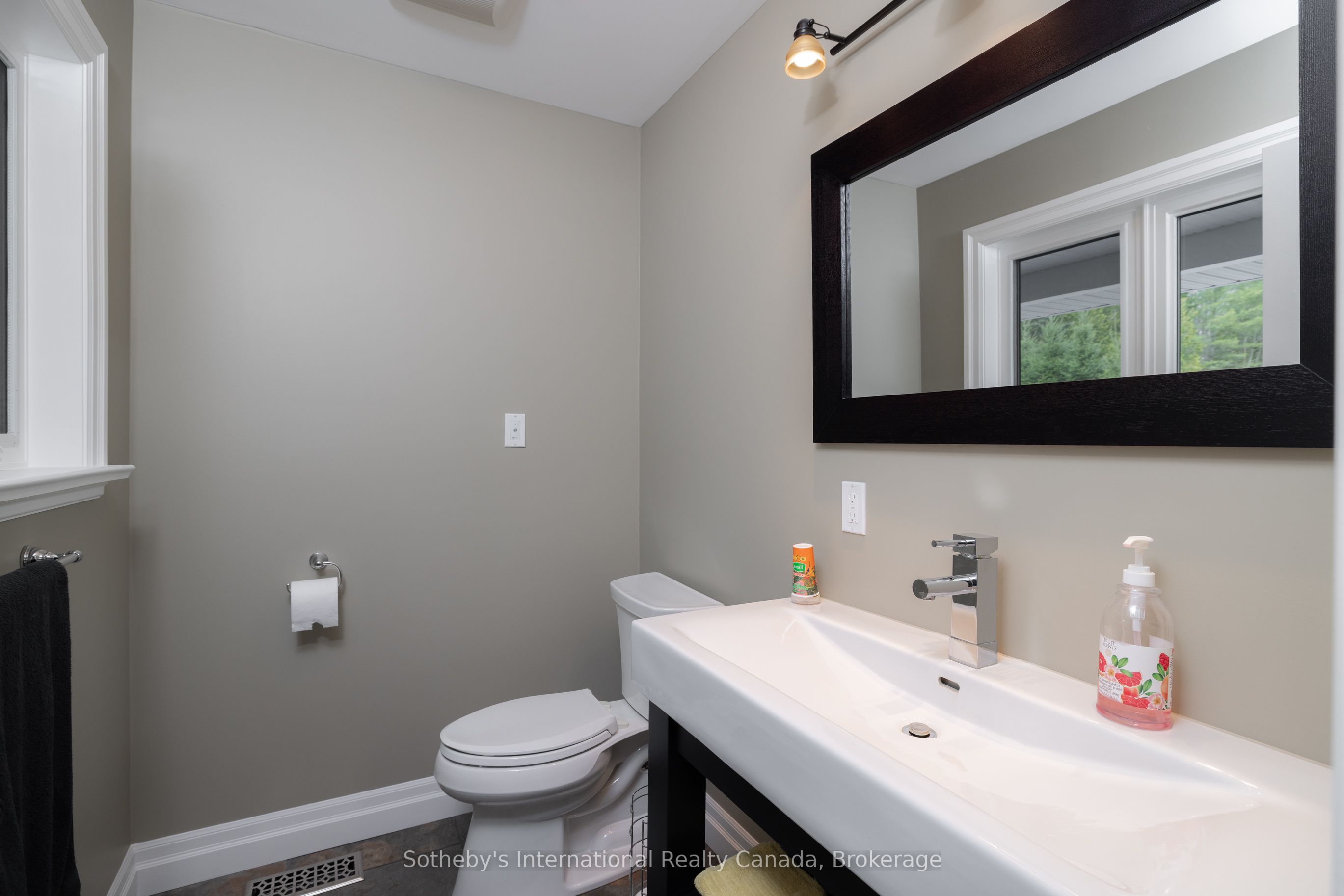 1492 North Shore Road 2 Property Photo 27