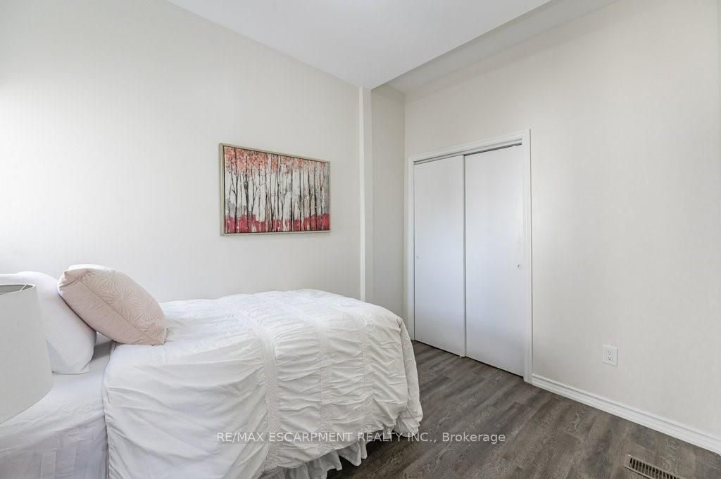 196 Picton Street Property Photo 12