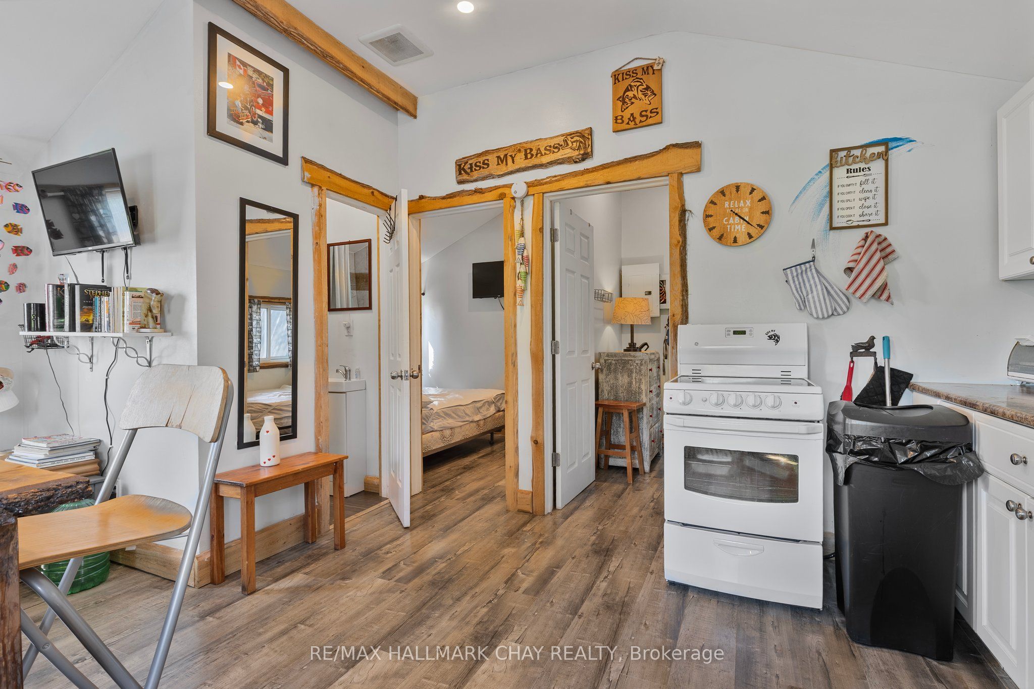 230-232 Lake Dalrymple Road 6 Property Photo 8
