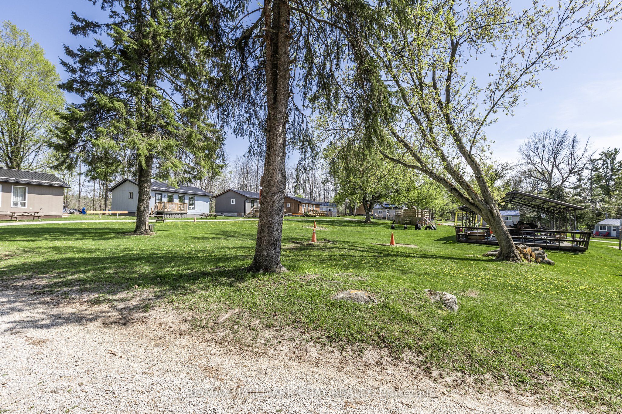 230-232 Lake Dalrymple Road 6 Property Photo 16