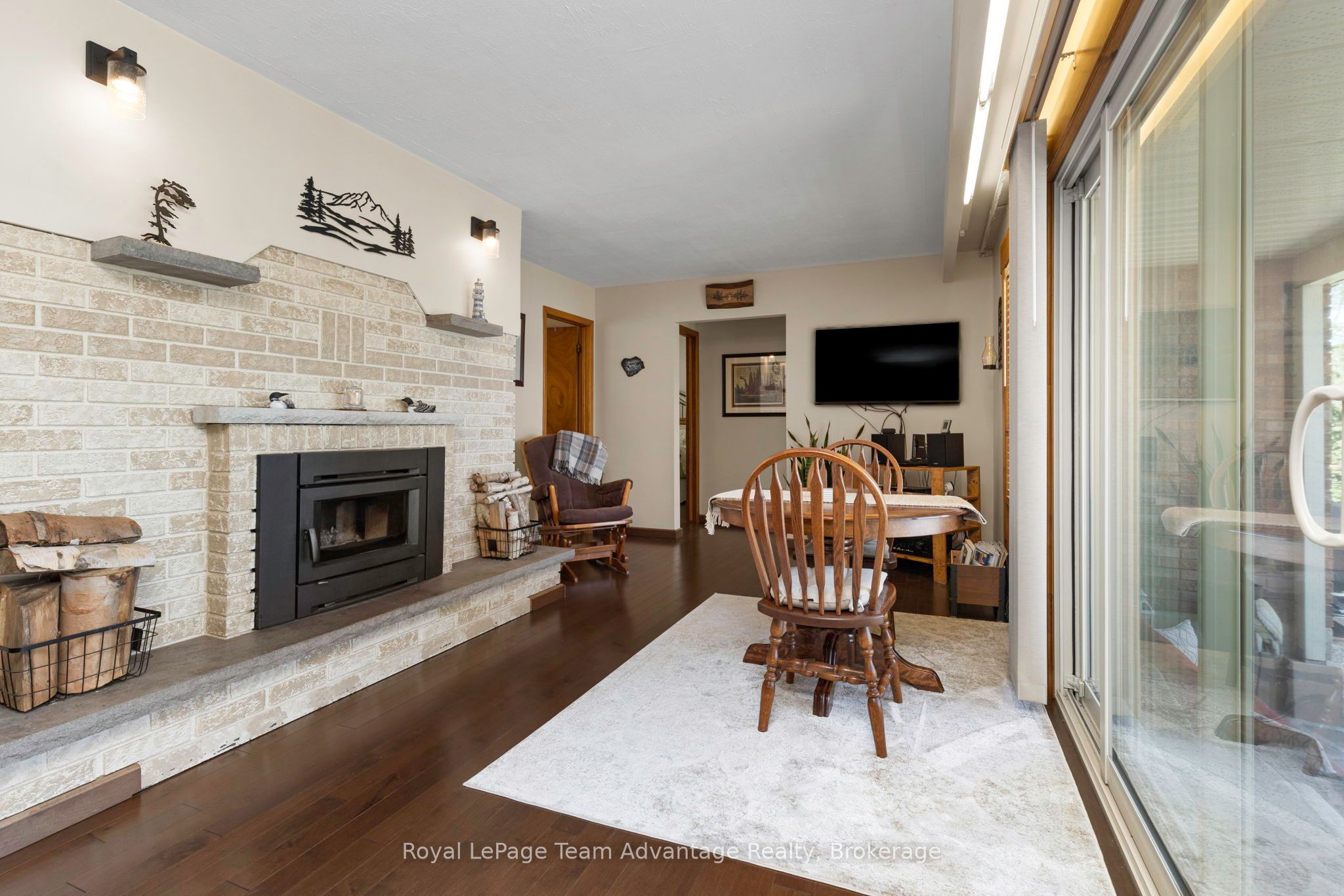 18 Pine Valley Drive Property Photo 8