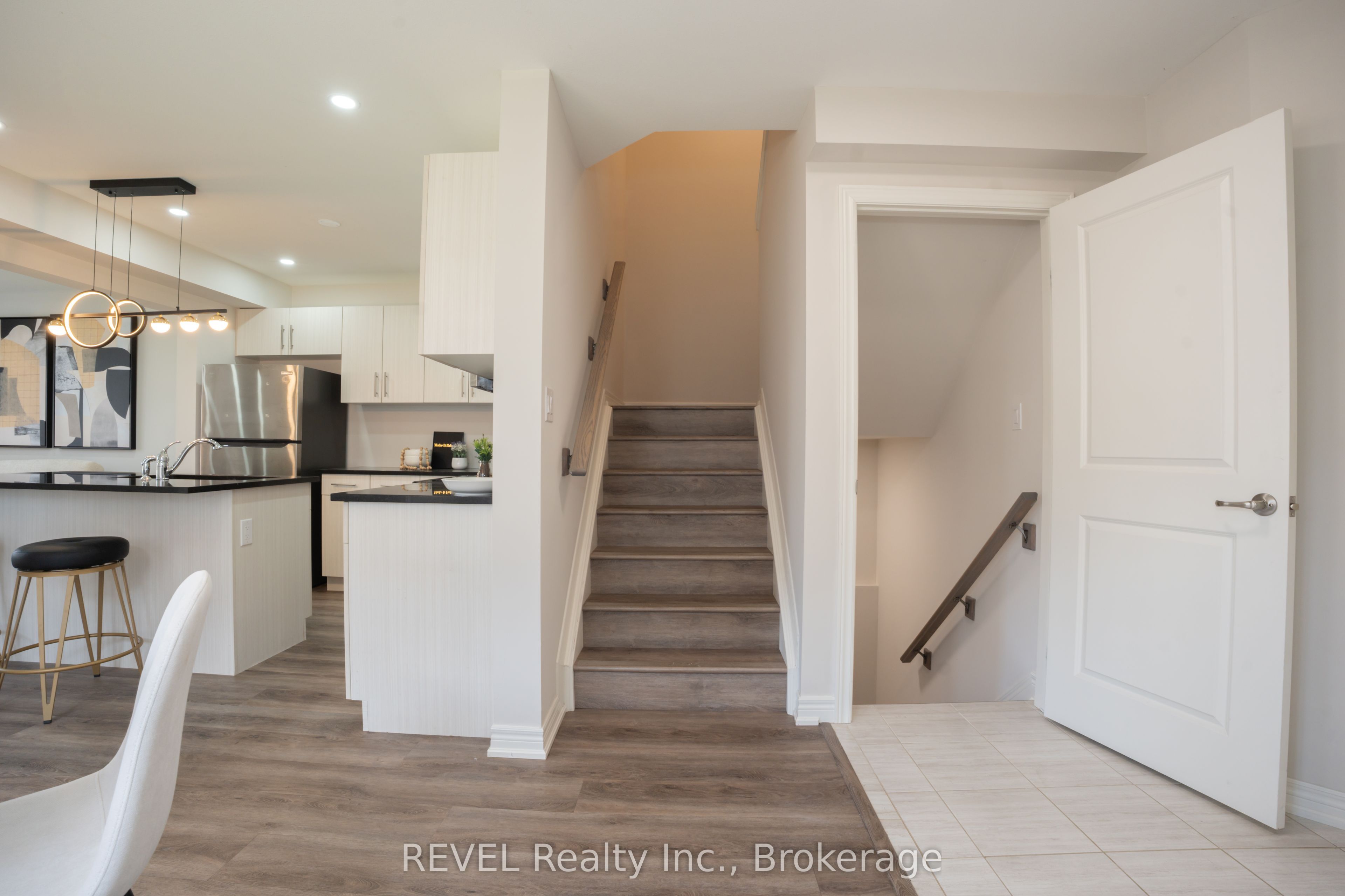 7 Hawthorn Avenue Property Photo 11