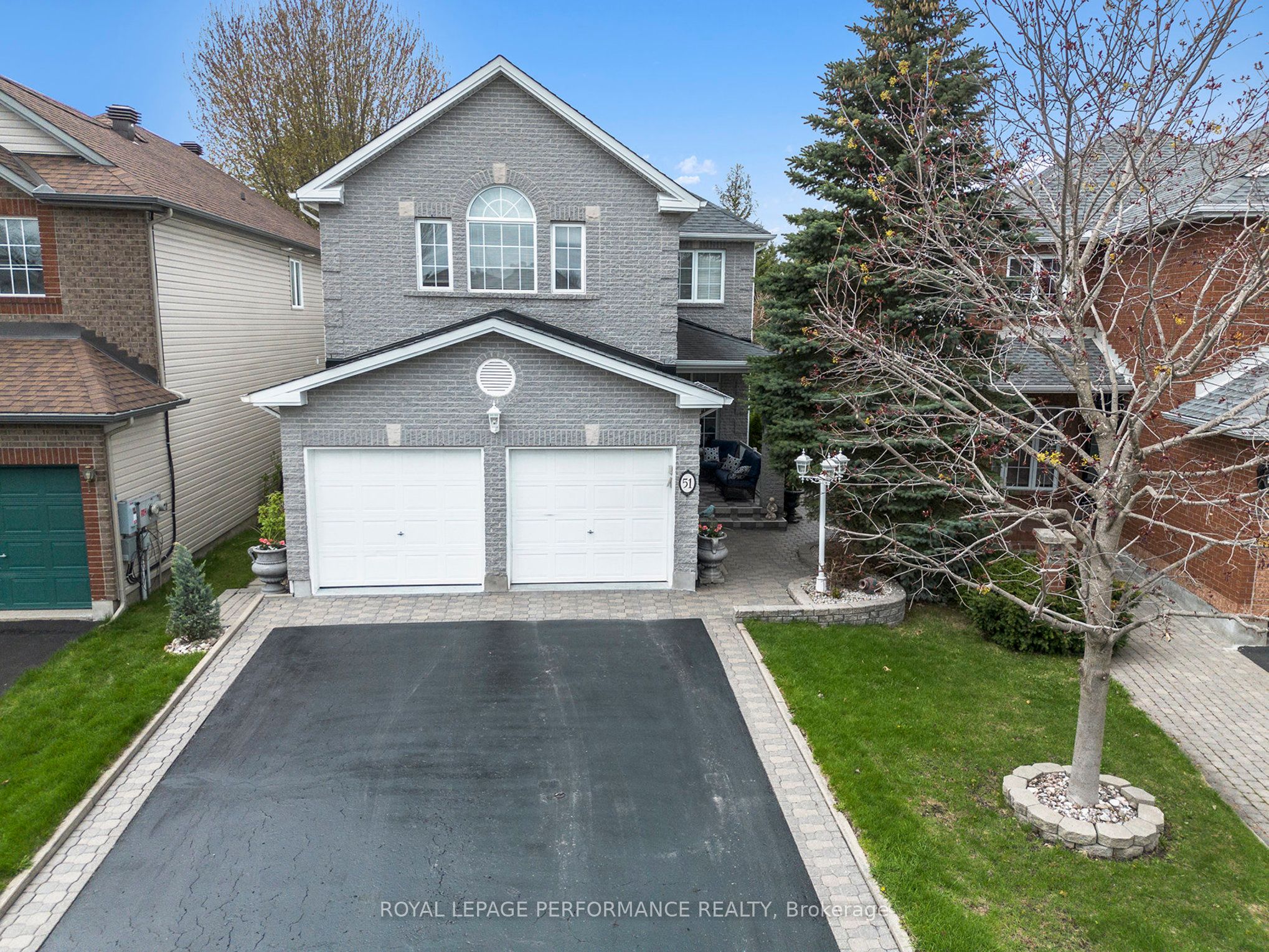 51 Borealis Cres Property Photo 1