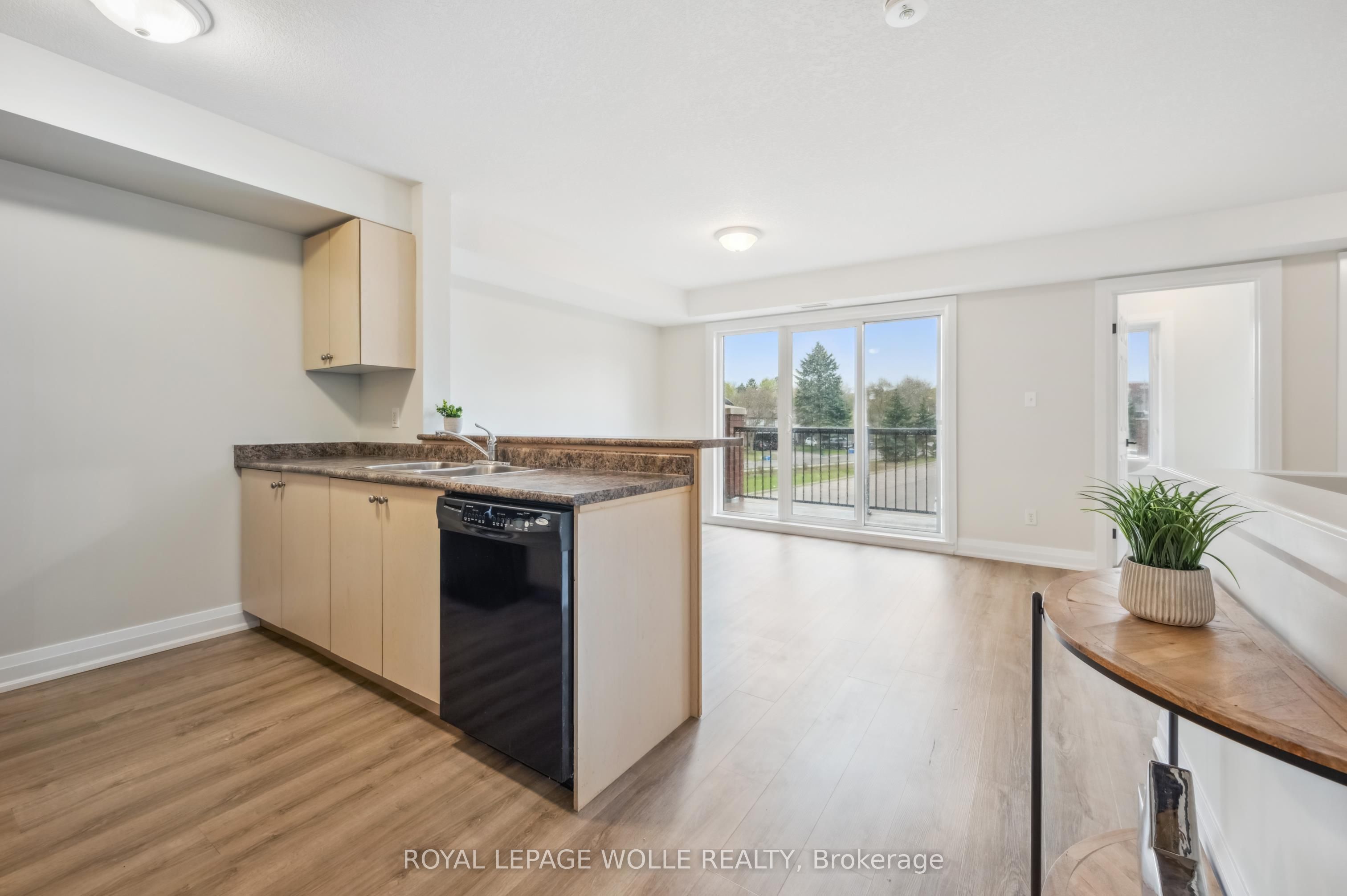 45 Cedarhill Crescent 12d Property Photo 4