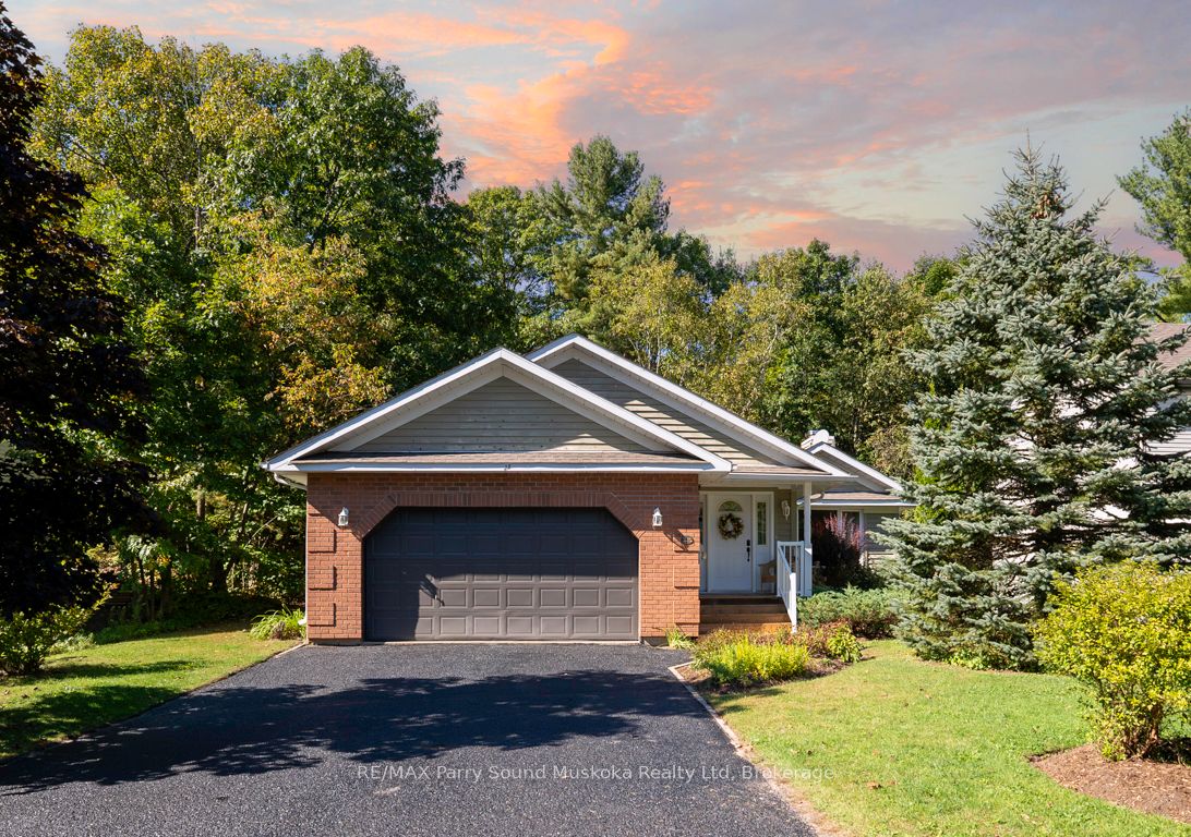 2b Brenda Avenue Property Photo