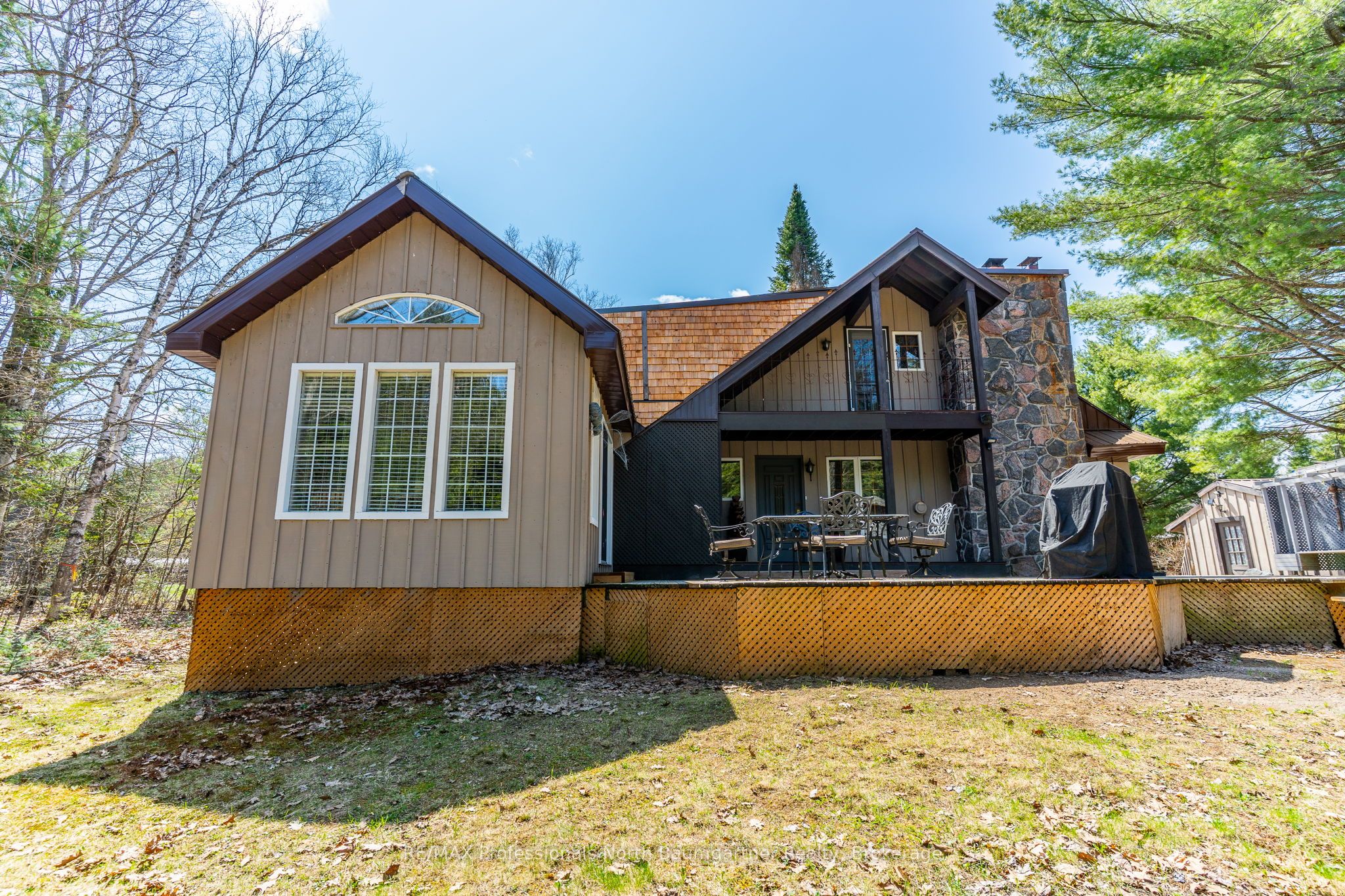 1065 Cloverleaf Road Property Photo